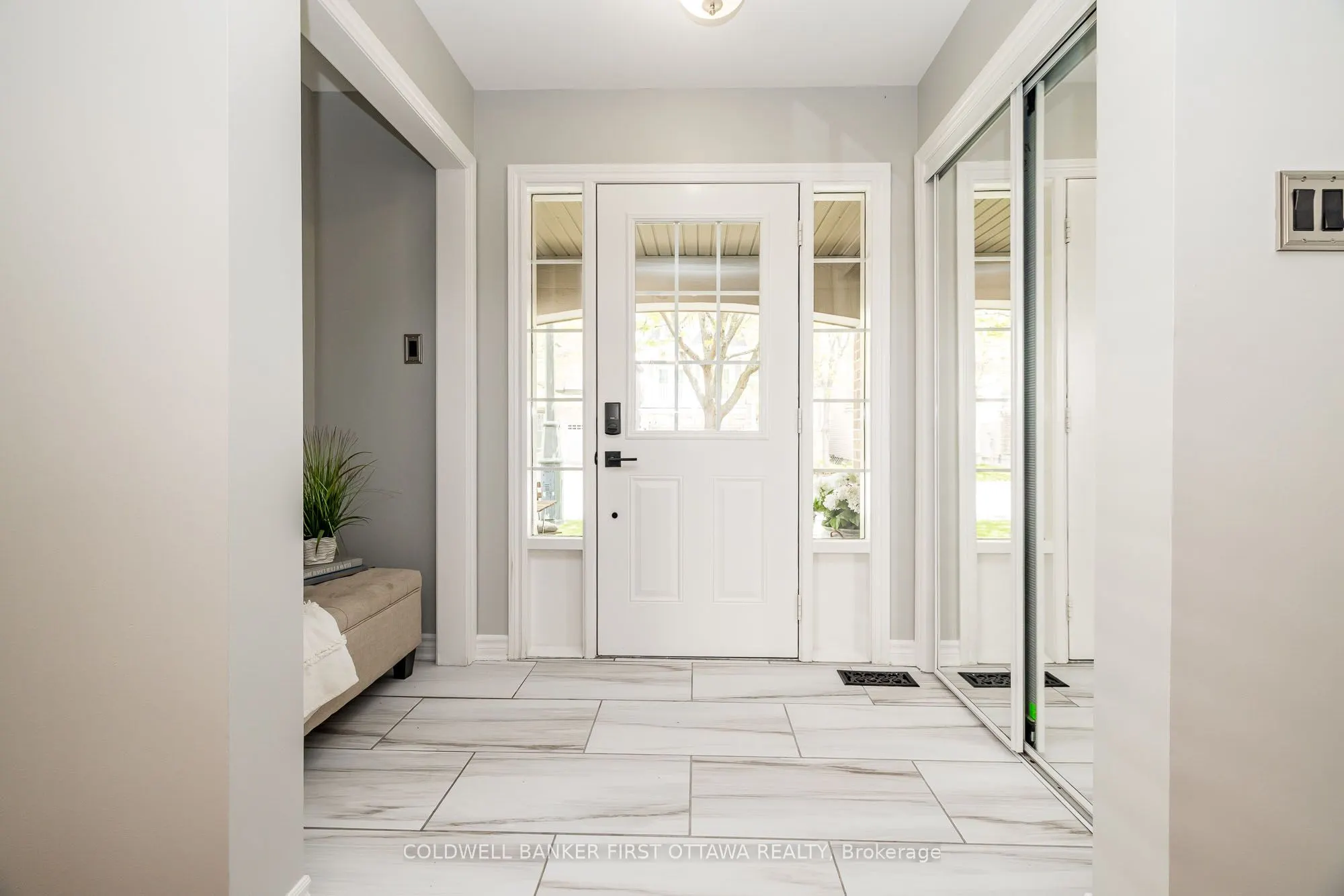 738 TRAMONTANA Place