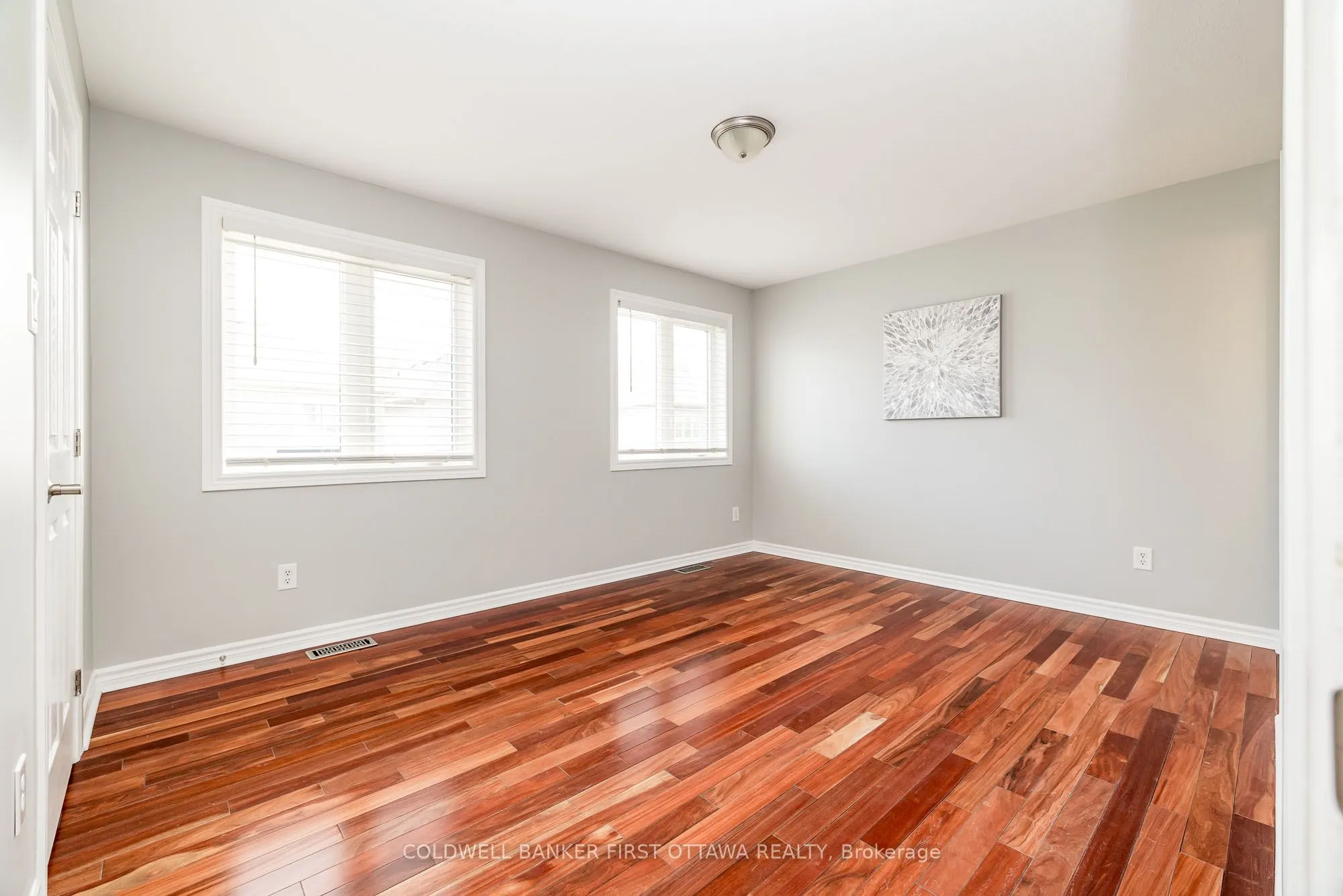 738 TRAMONTANA Place