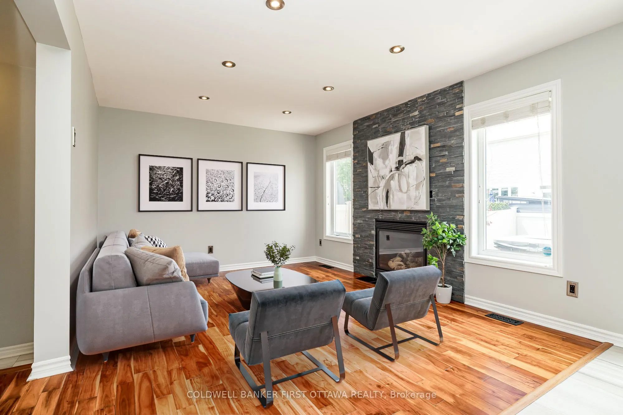 738 TRAMONTANA Place