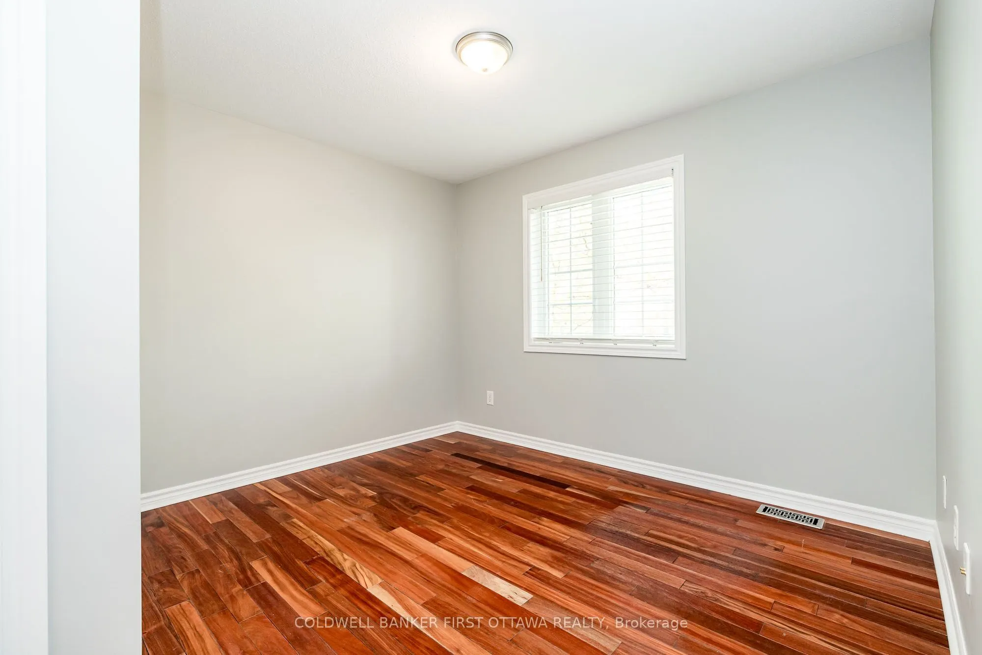 738 TRAMONTANA Place