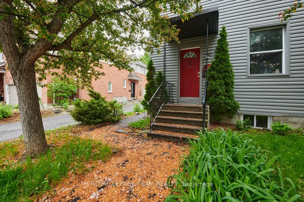 62 Laurel Street