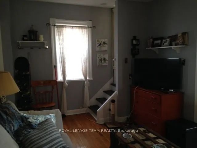 62 Laurel Street