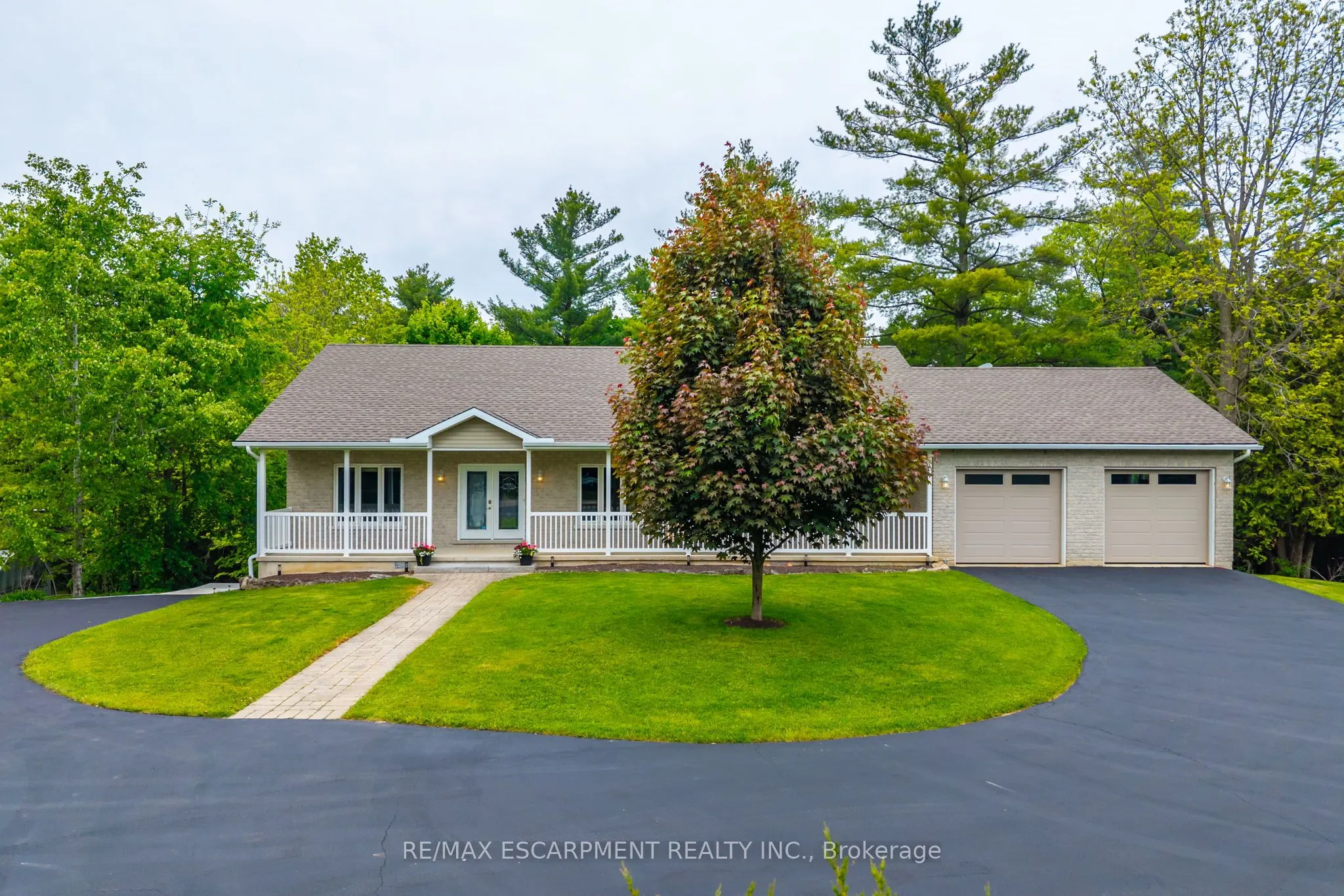 1323 8TH Concession Road W