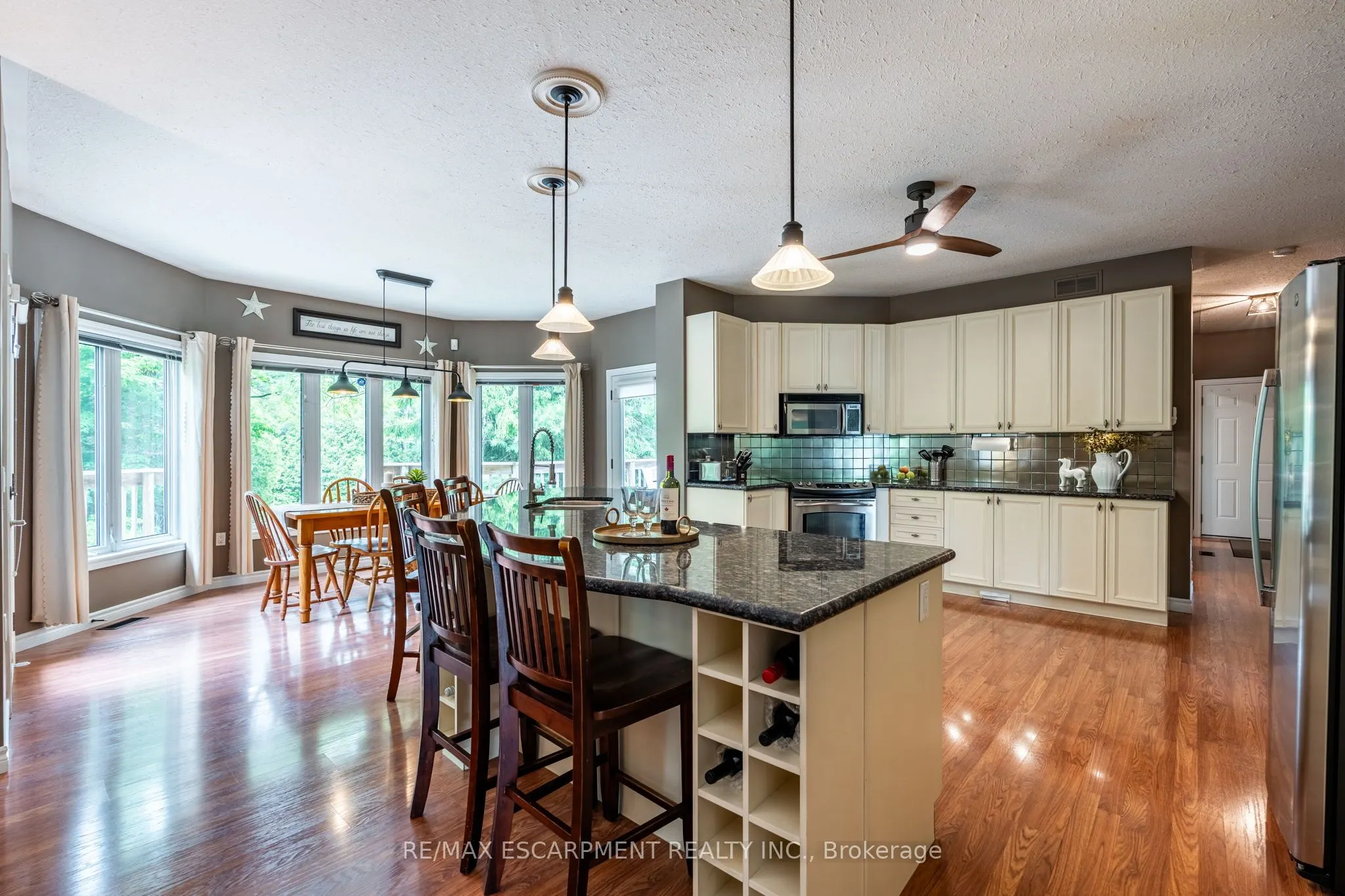 1323 8TH Concession Road W