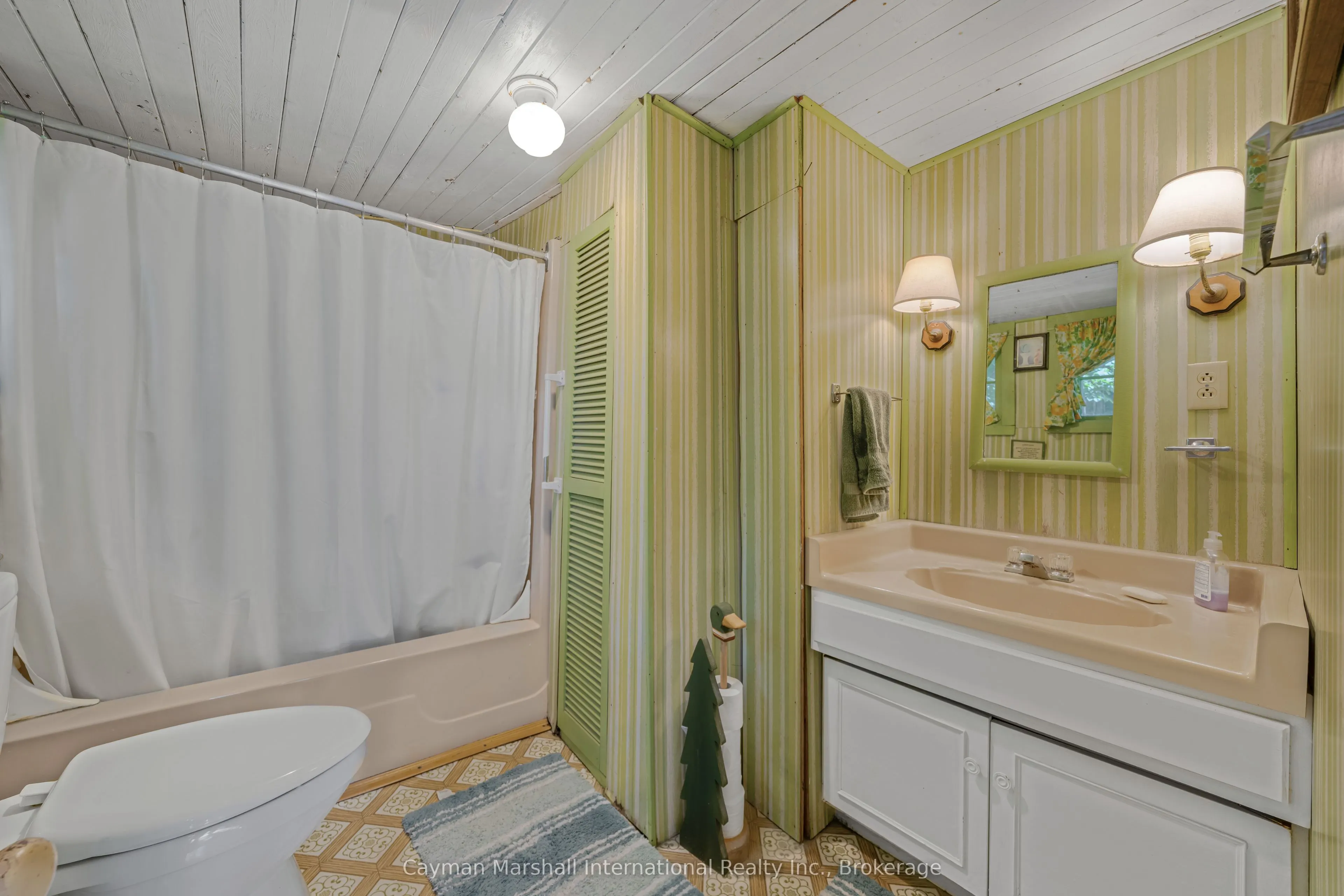1053 PUT IN BAY Lane, #2