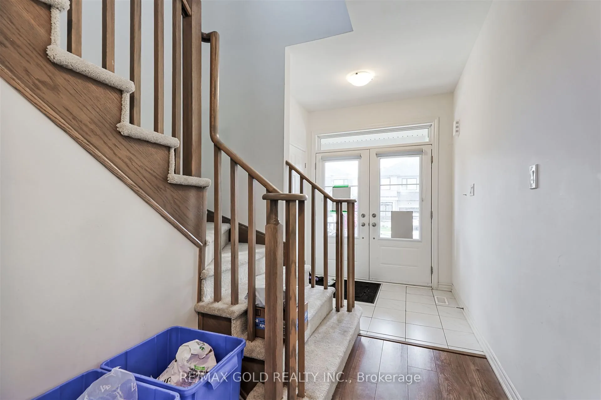 76 Prest Way