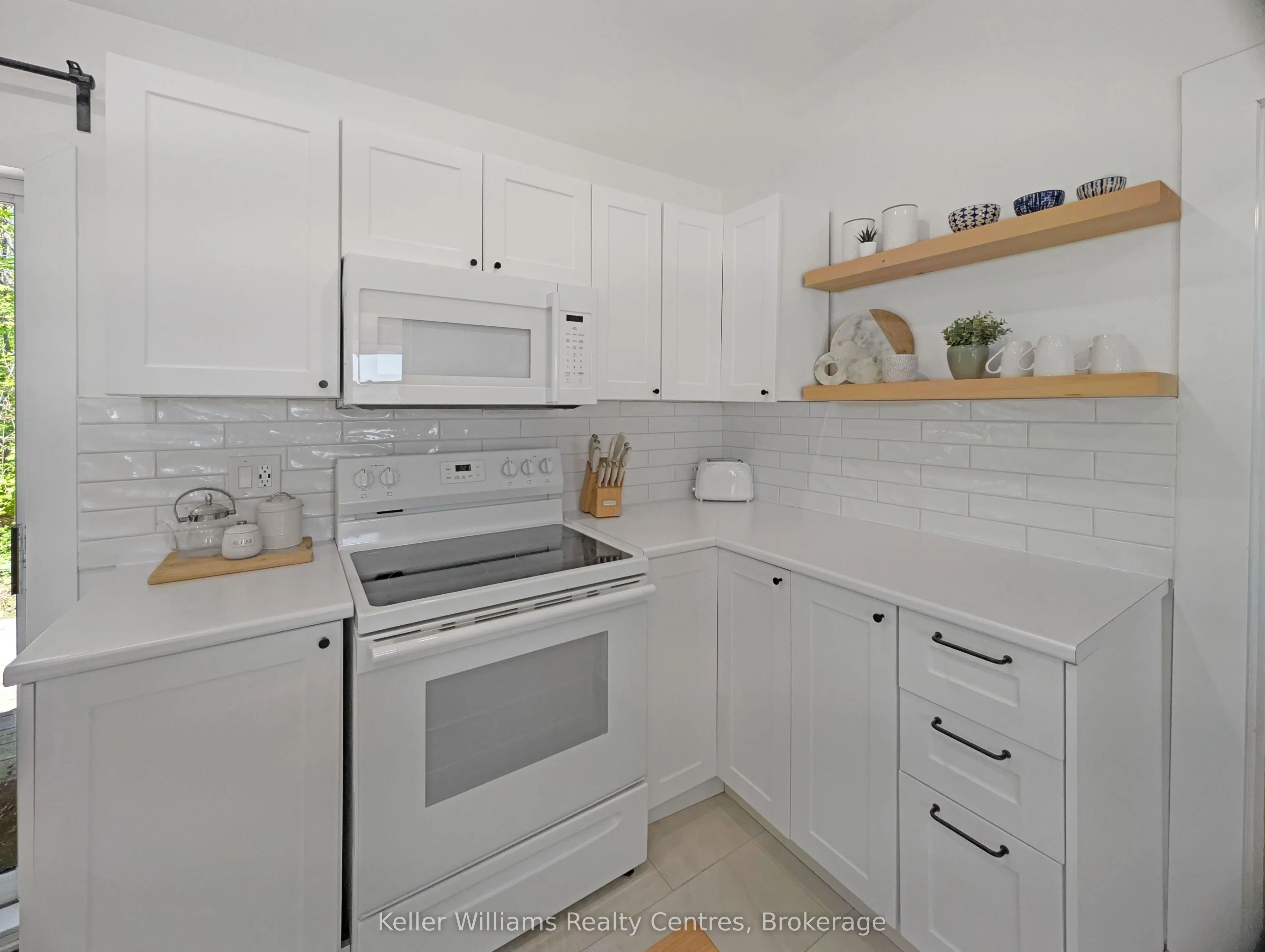 482470 Colpoys Range Road