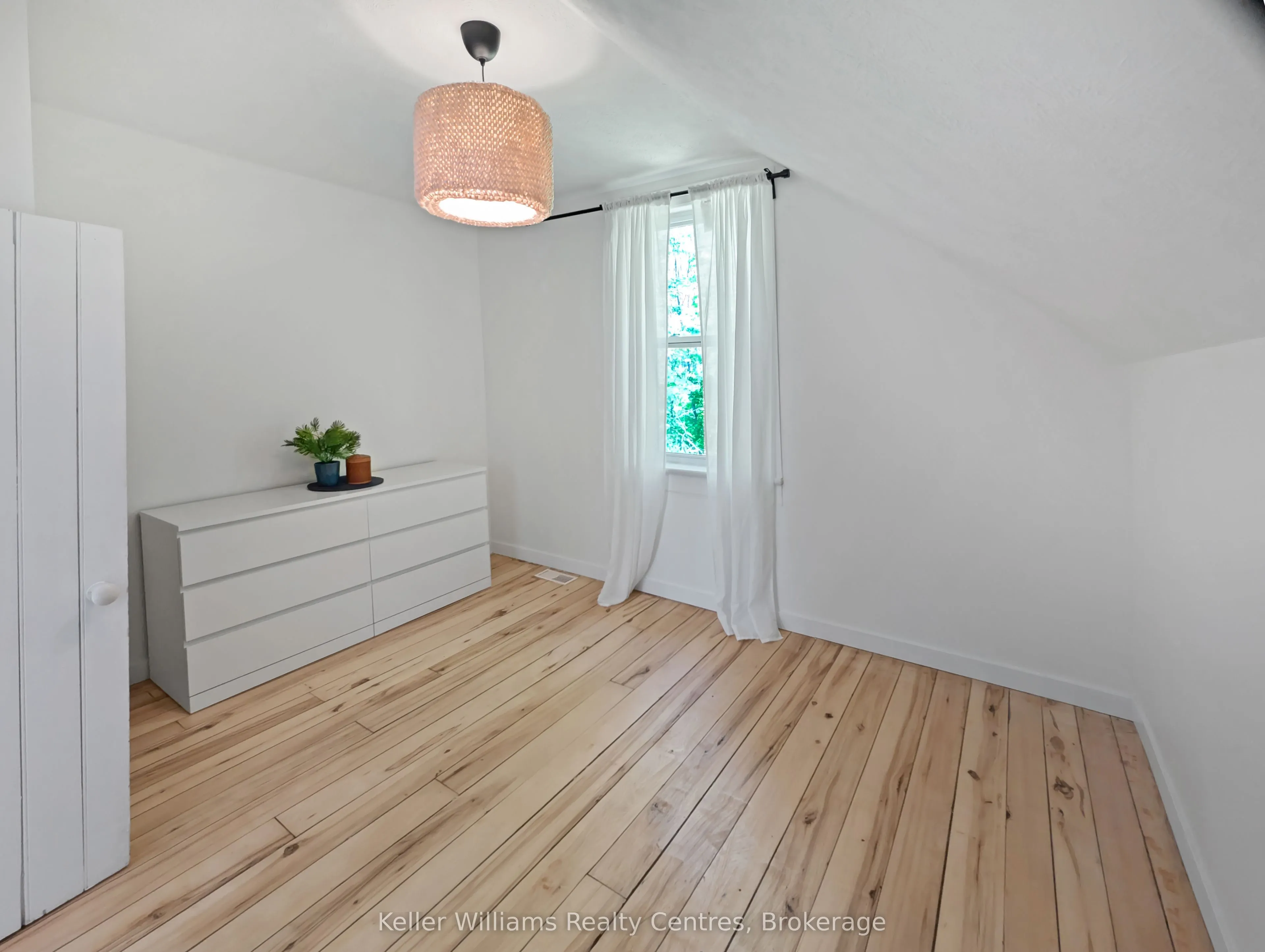 482470 Colpoys Range Road