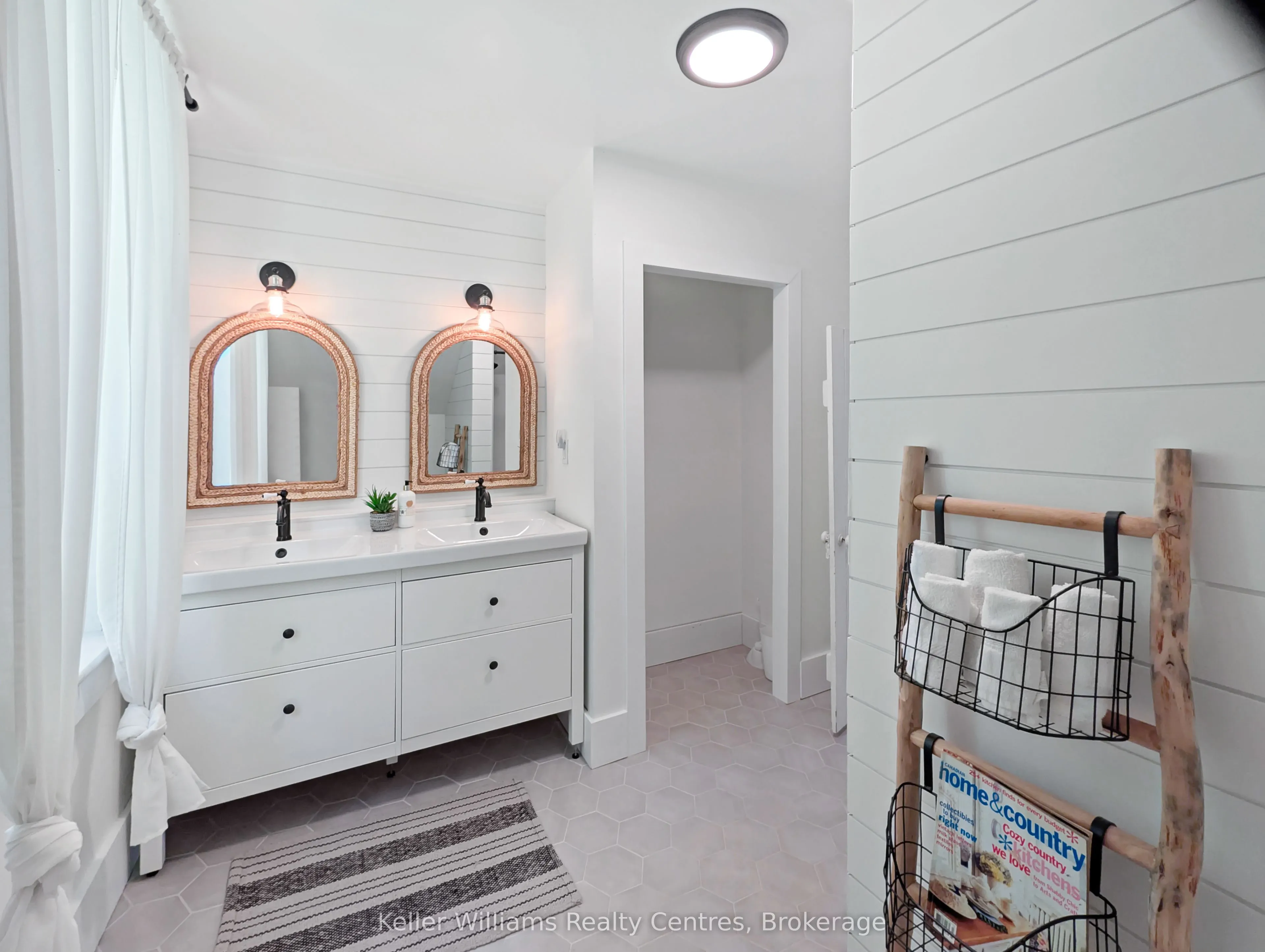 482470 Colpoys Range Road