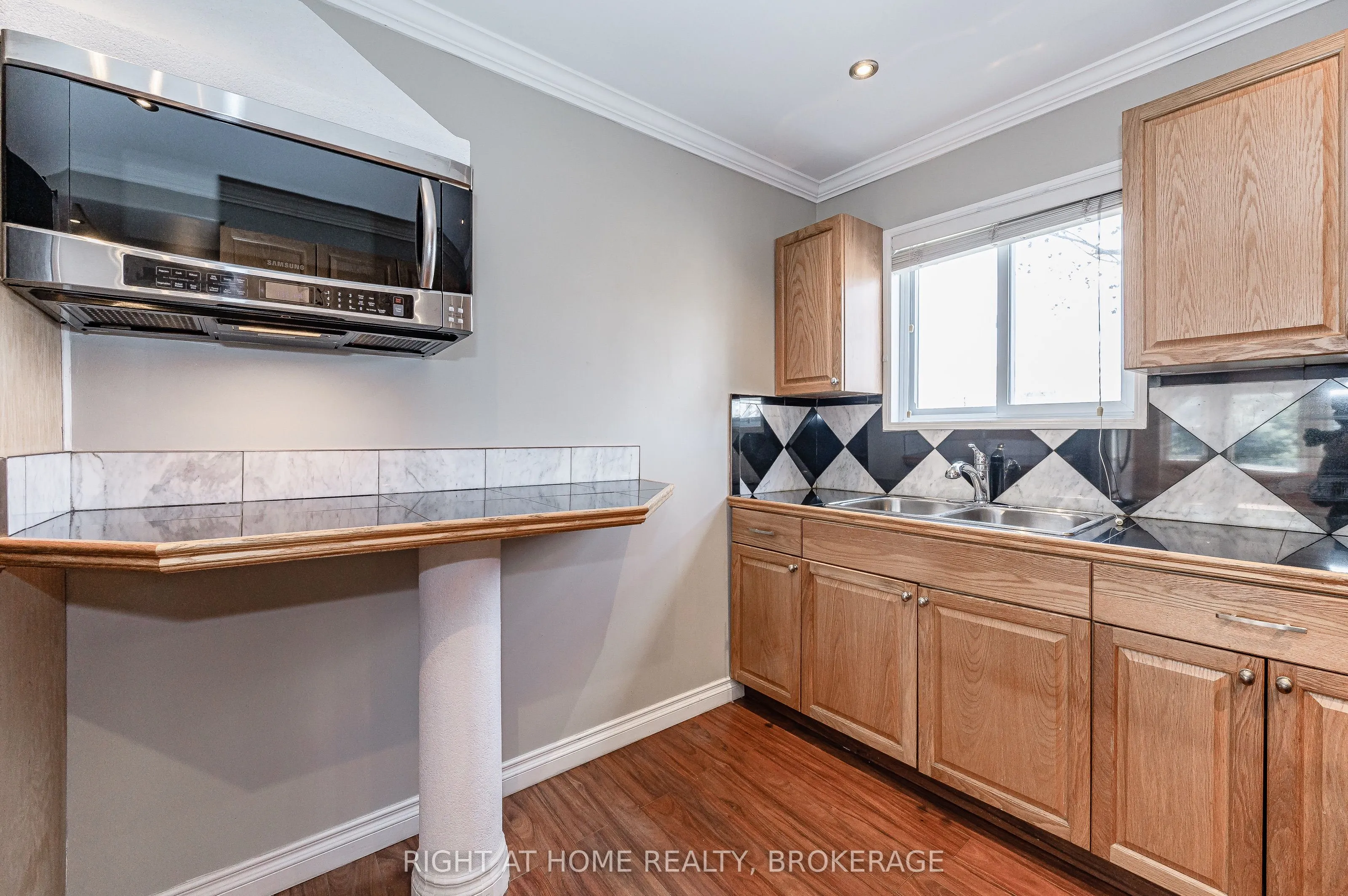 1 Arkledun Avenue