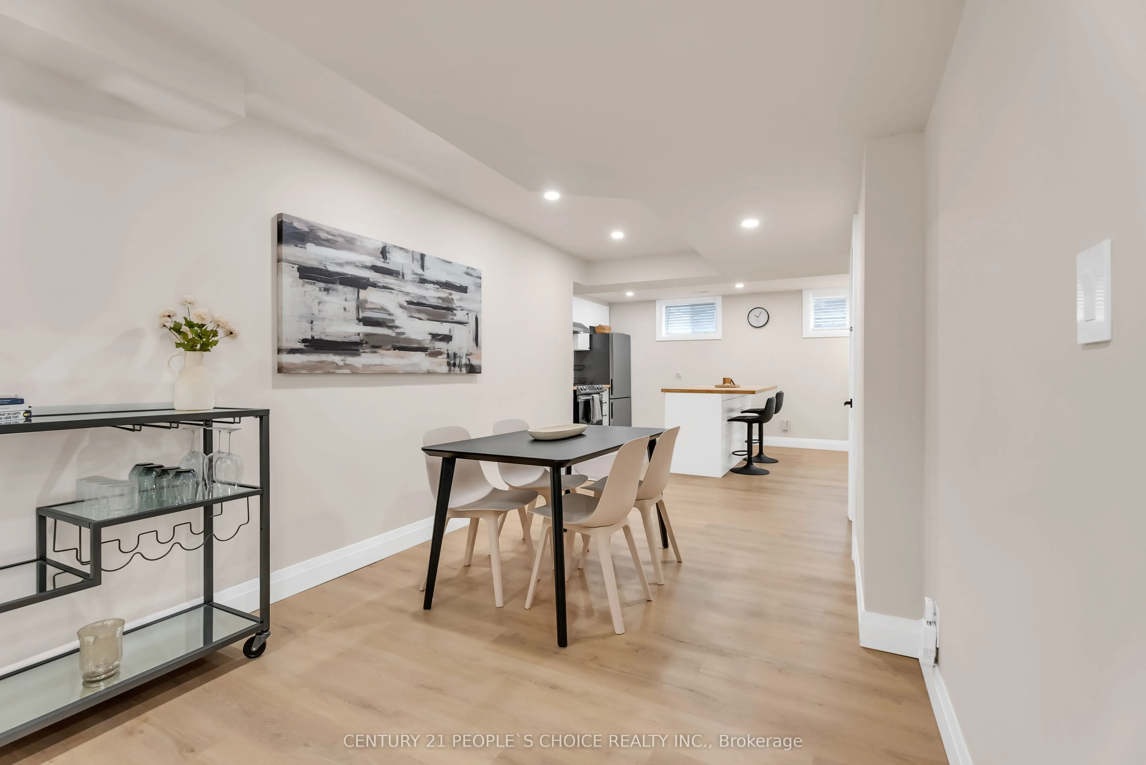 7 Carl Crescent