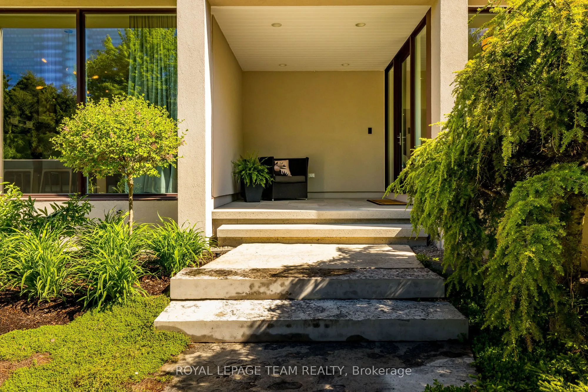 14 Kanata Rockeries Private
