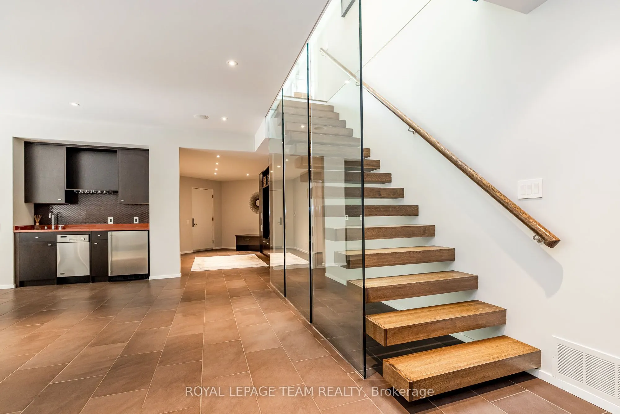 14 Kanata Rockeries Private