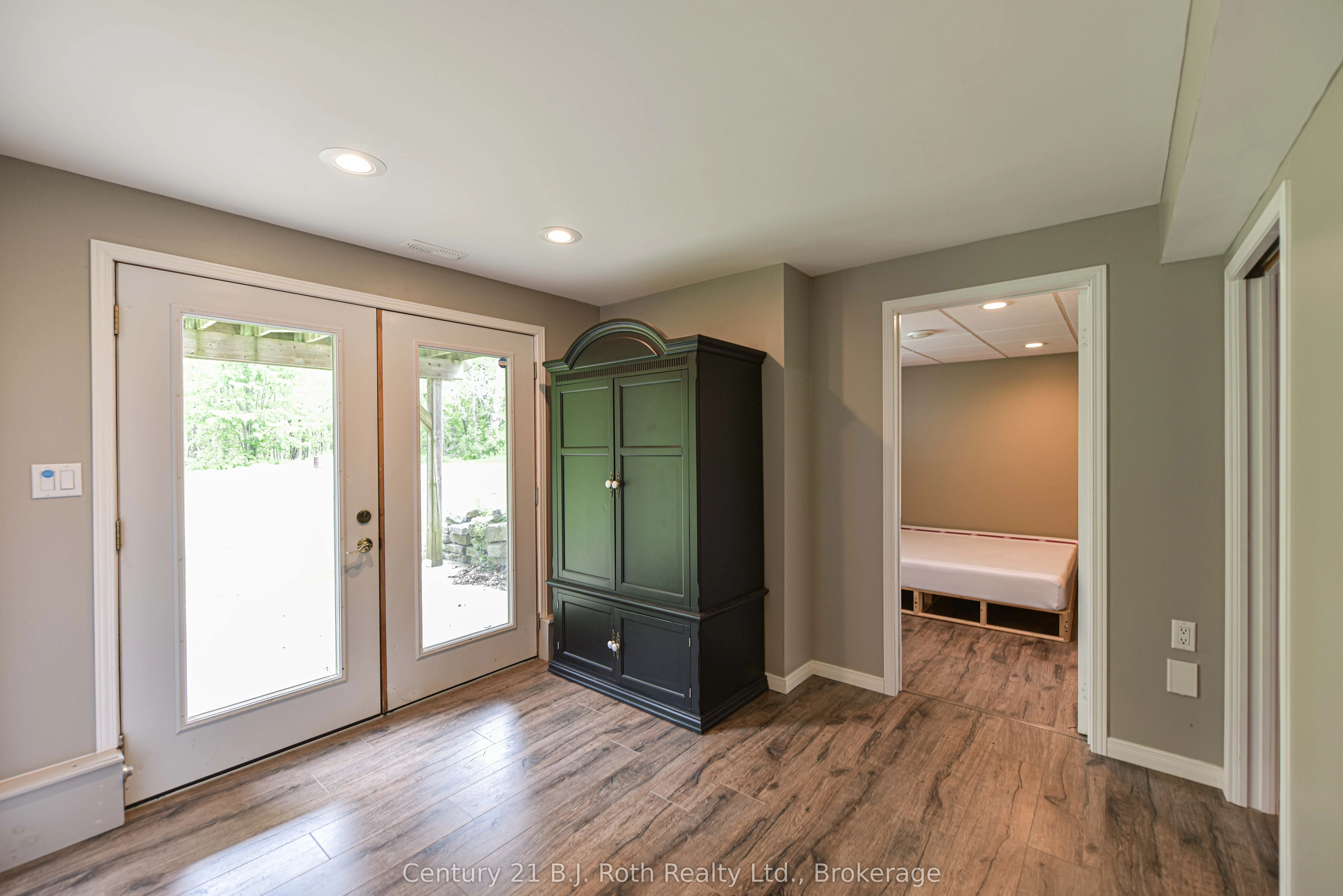 3516 Kirkfield Road