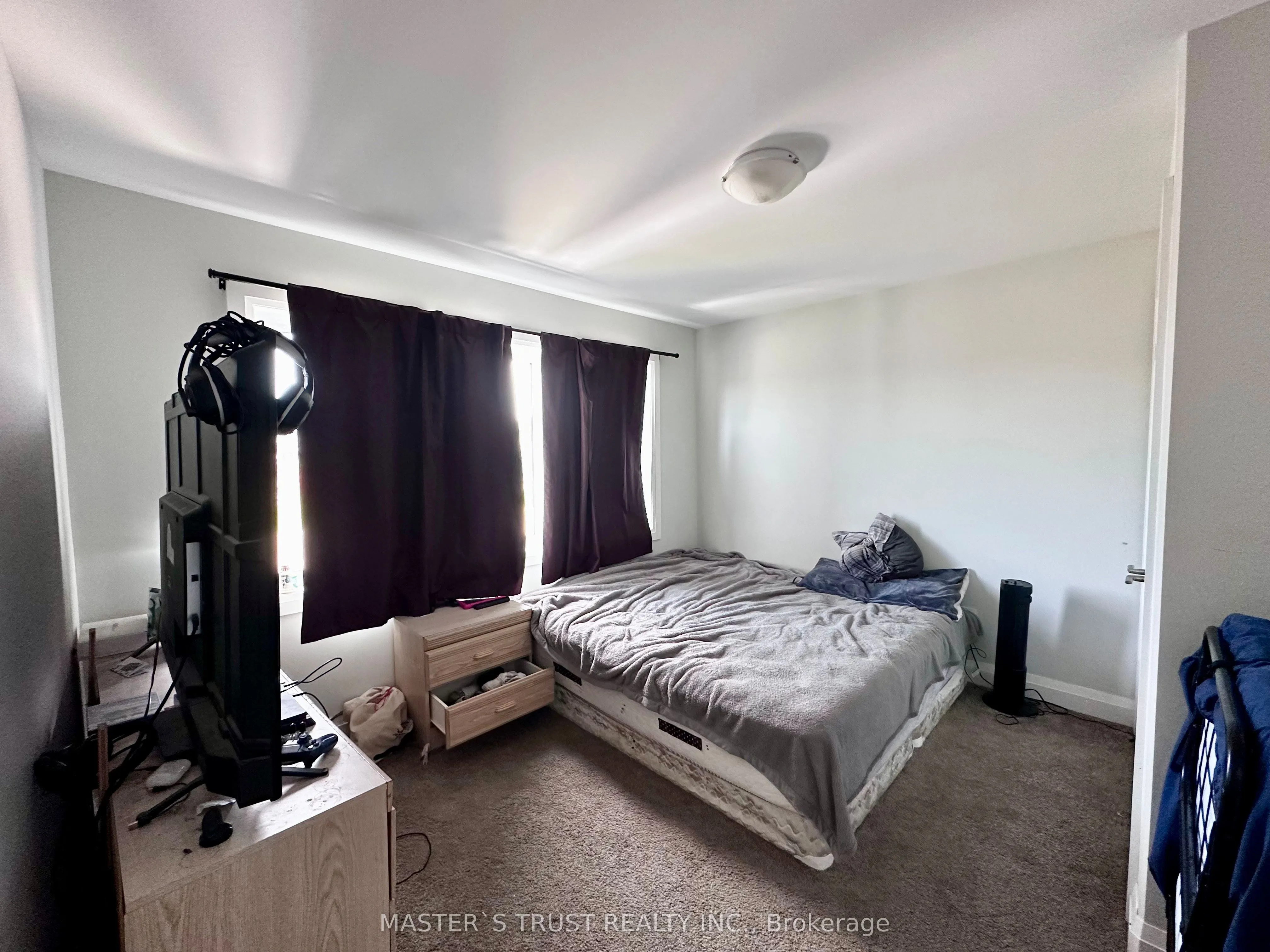 13 Lillys Court