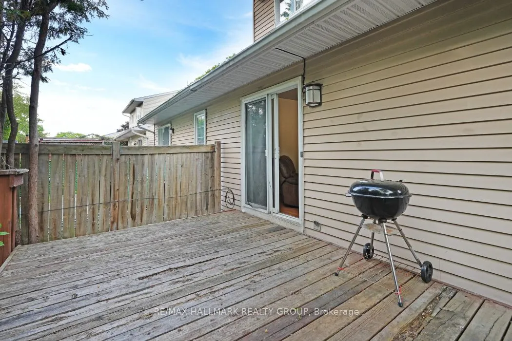 24 Erin Crescent
