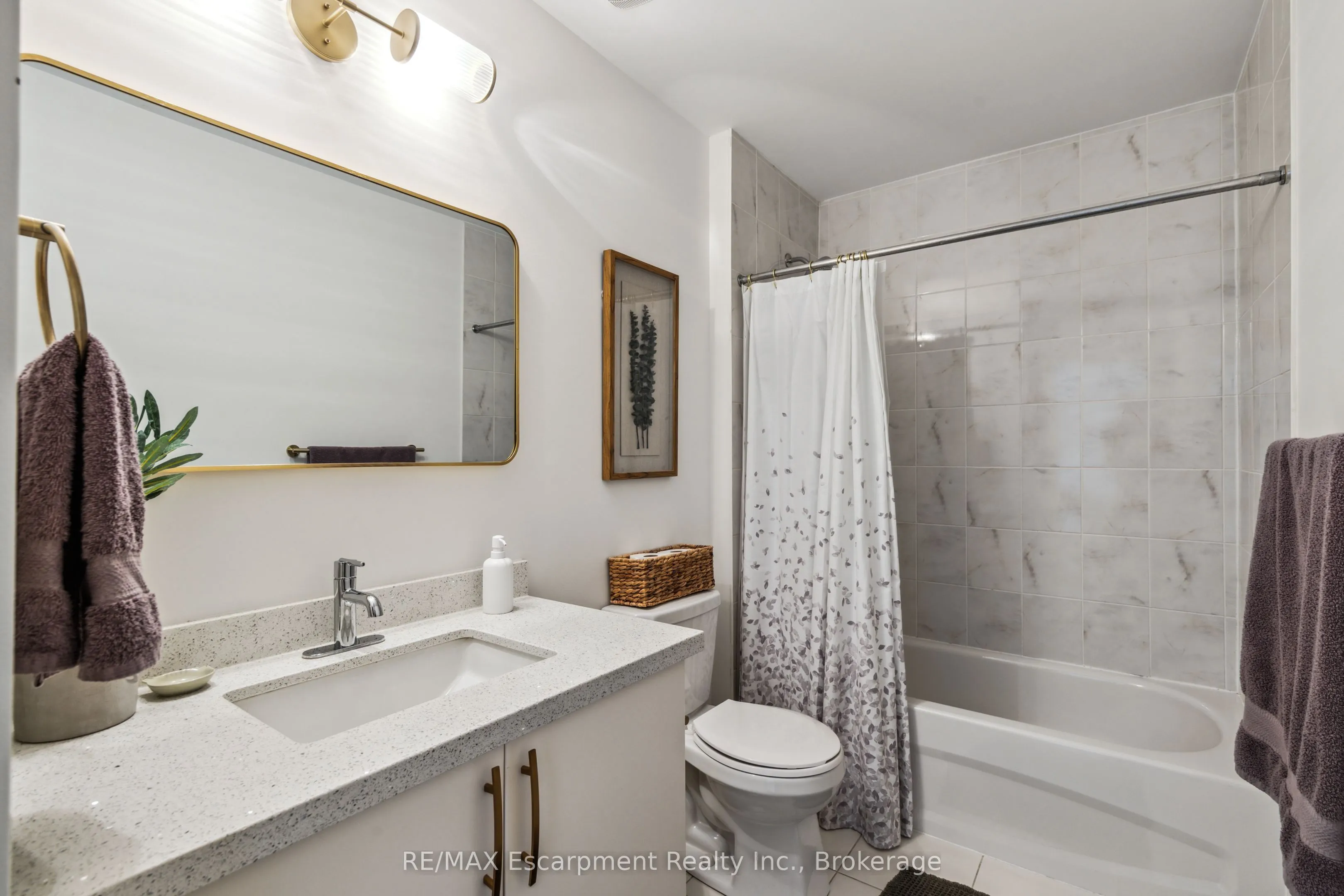 54 Nisbet Boulevard, #31