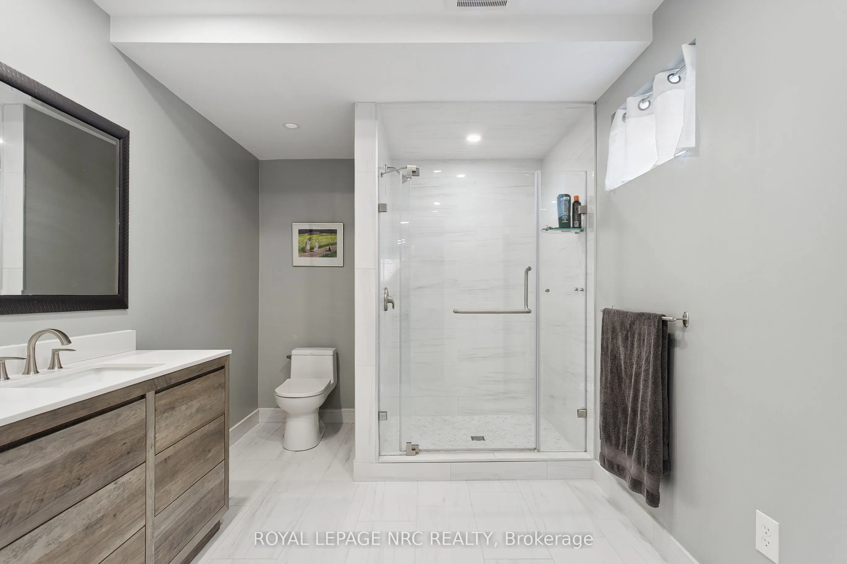 5240 Marcel Crescent