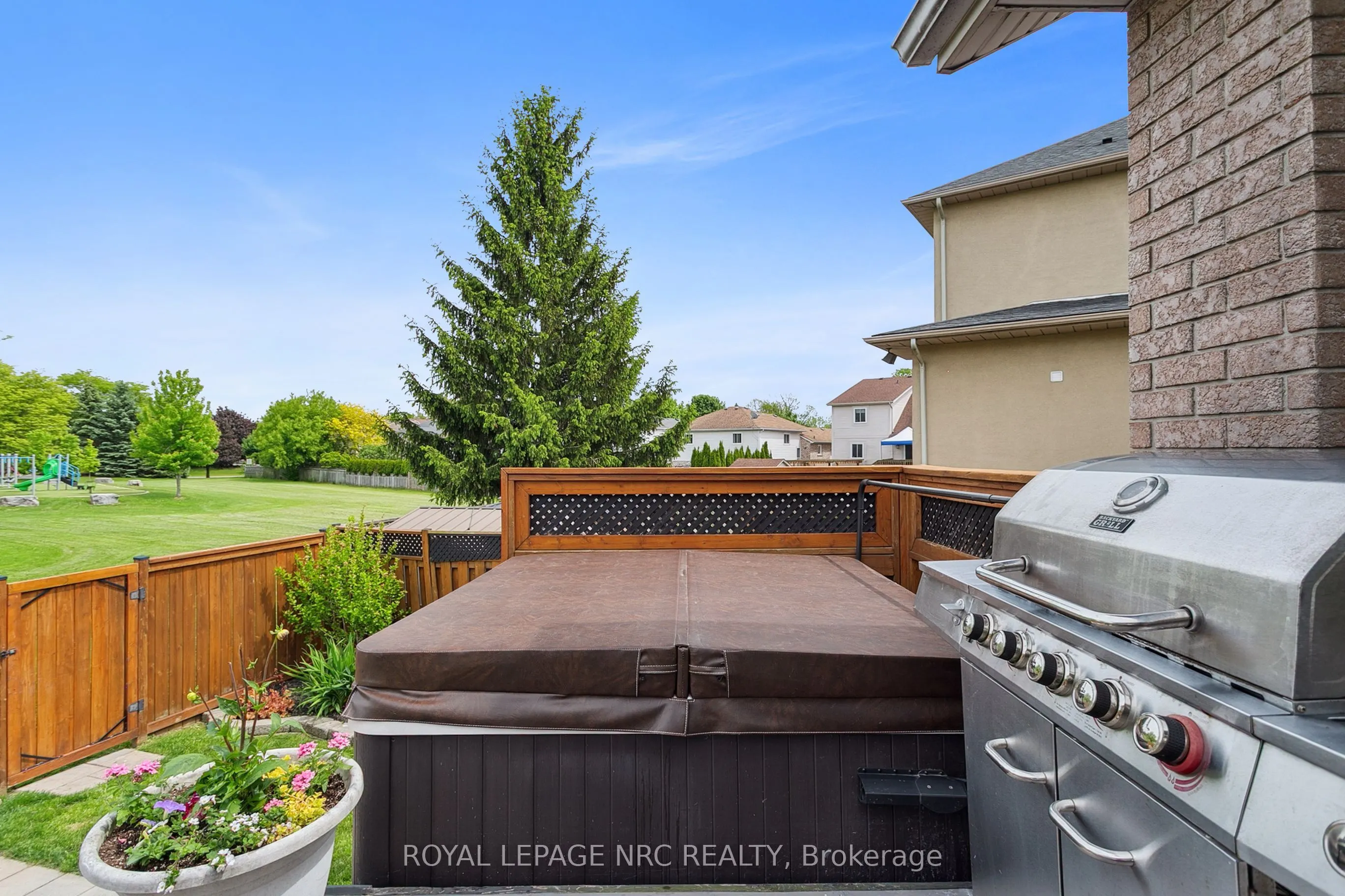 5240 Marcel Crescent
