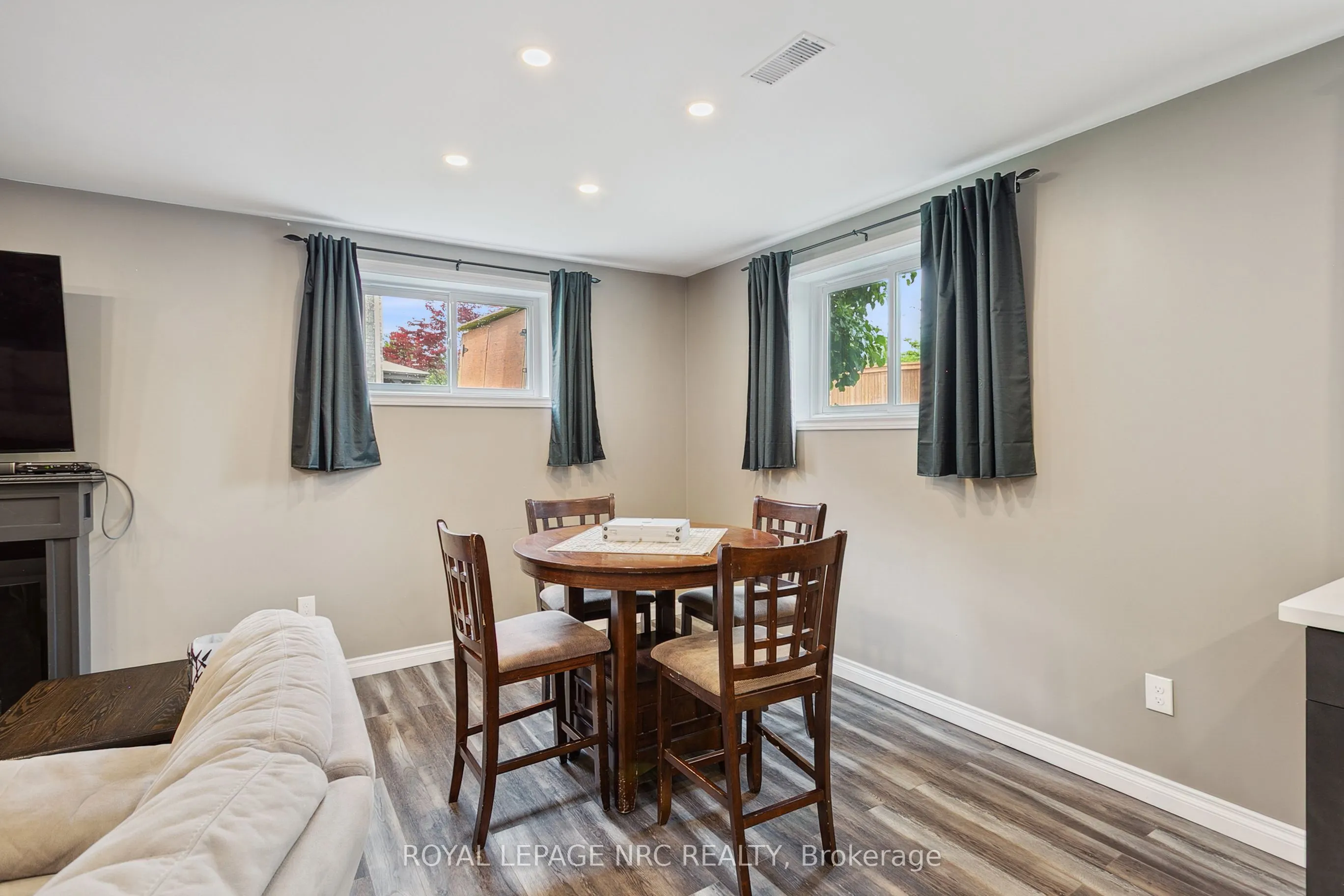 5240 Marcel Crescent