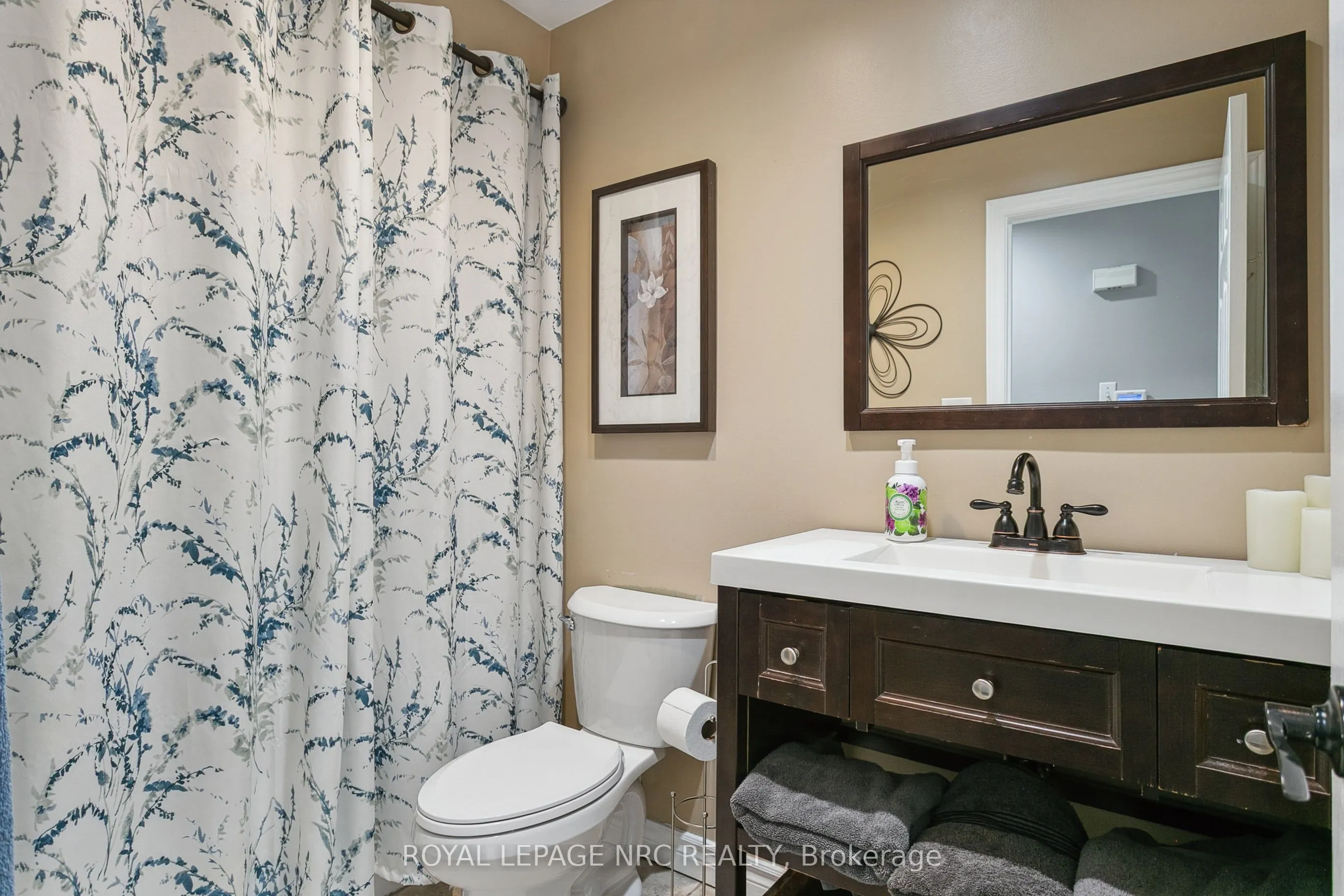 5240 Marcel Crescent