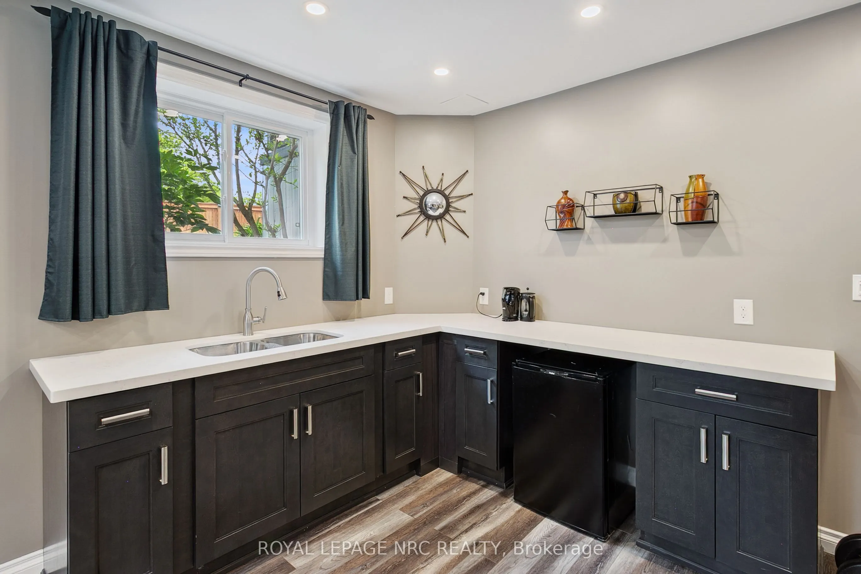 5240 Marcel Crescent