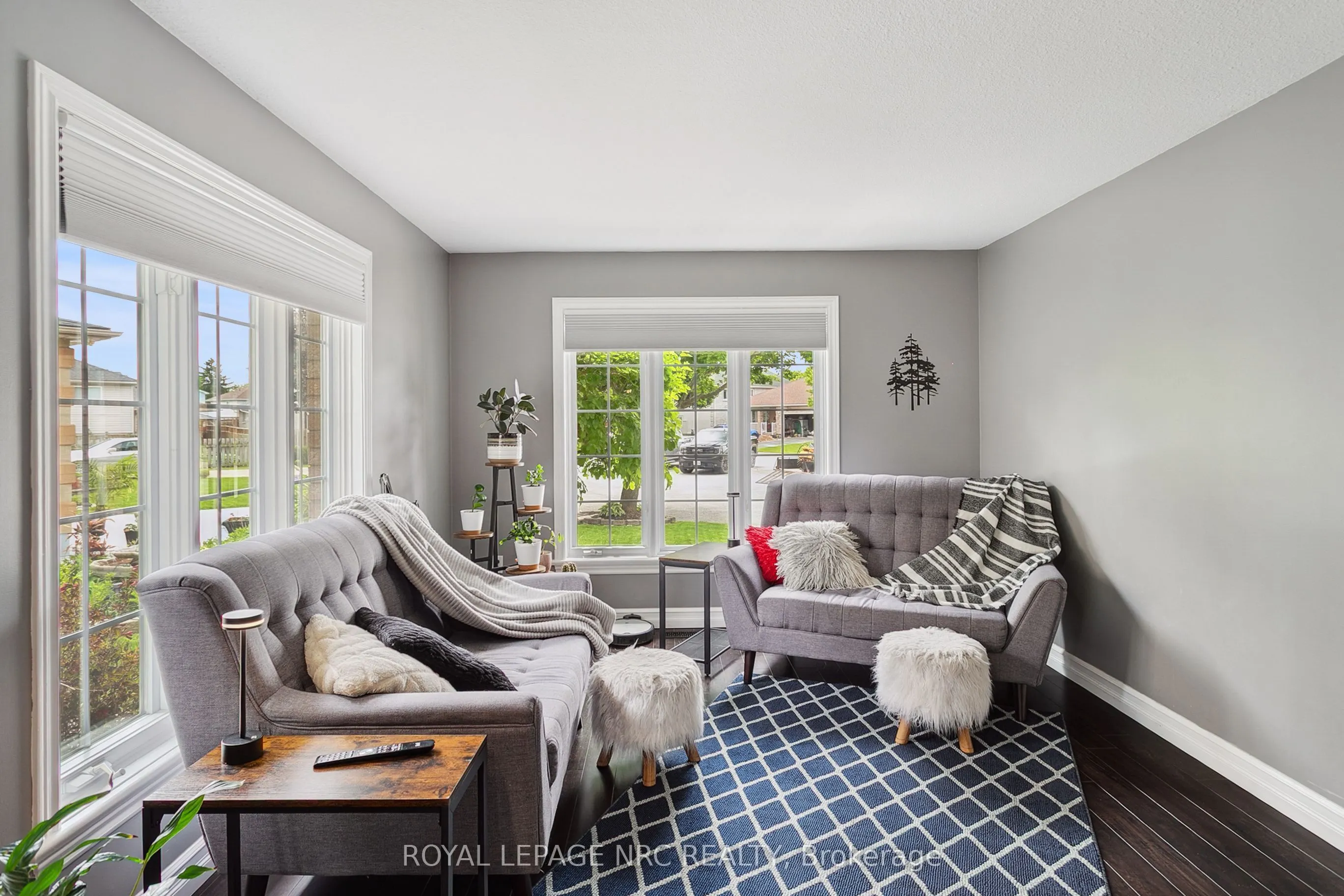 5240 Marcel Crescent