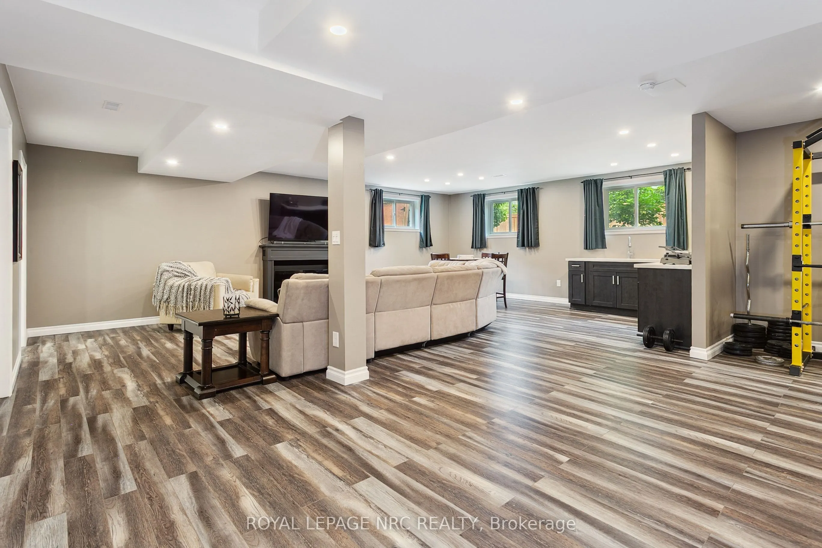 5240 Marcel Crescent