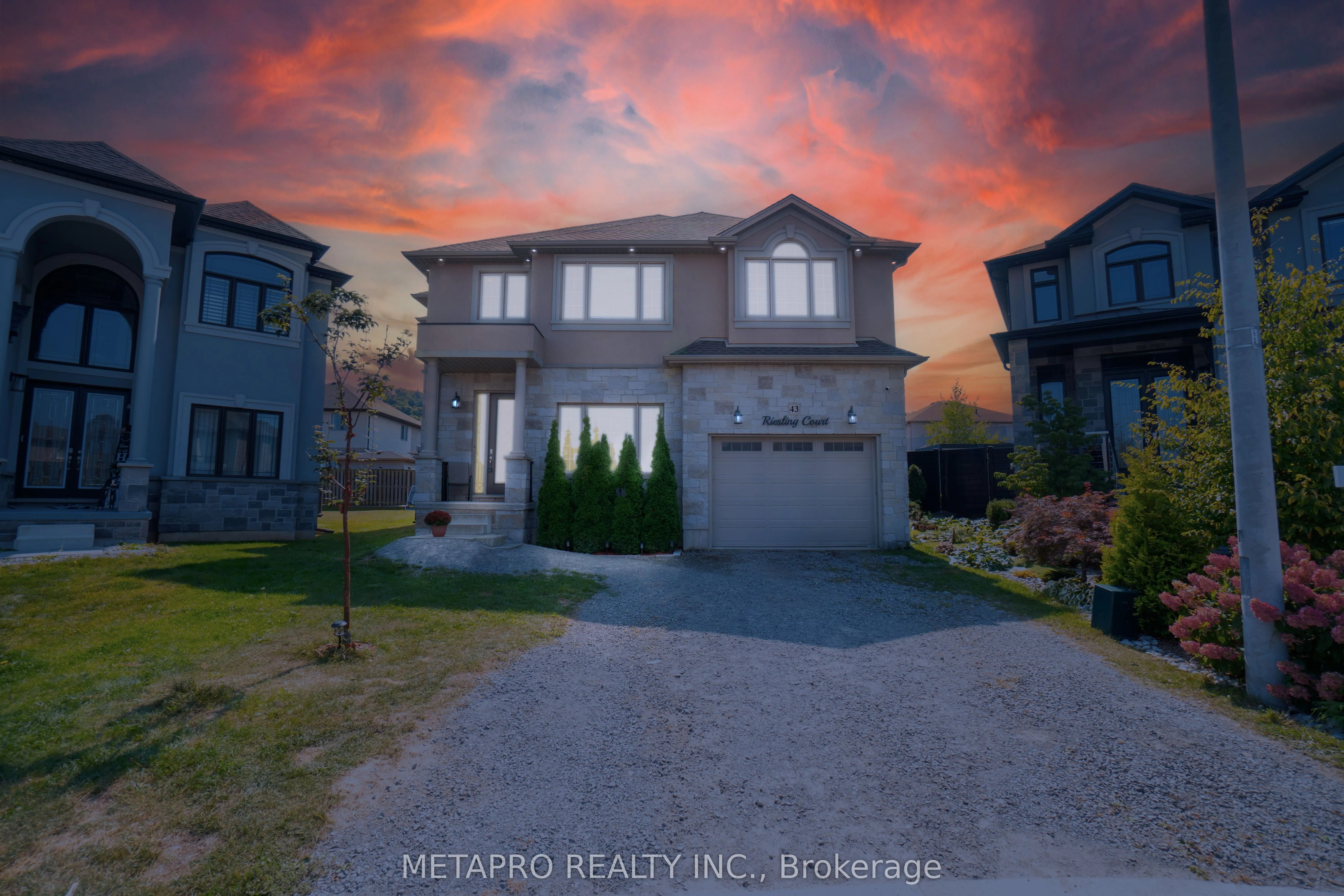 43 Riesling Court