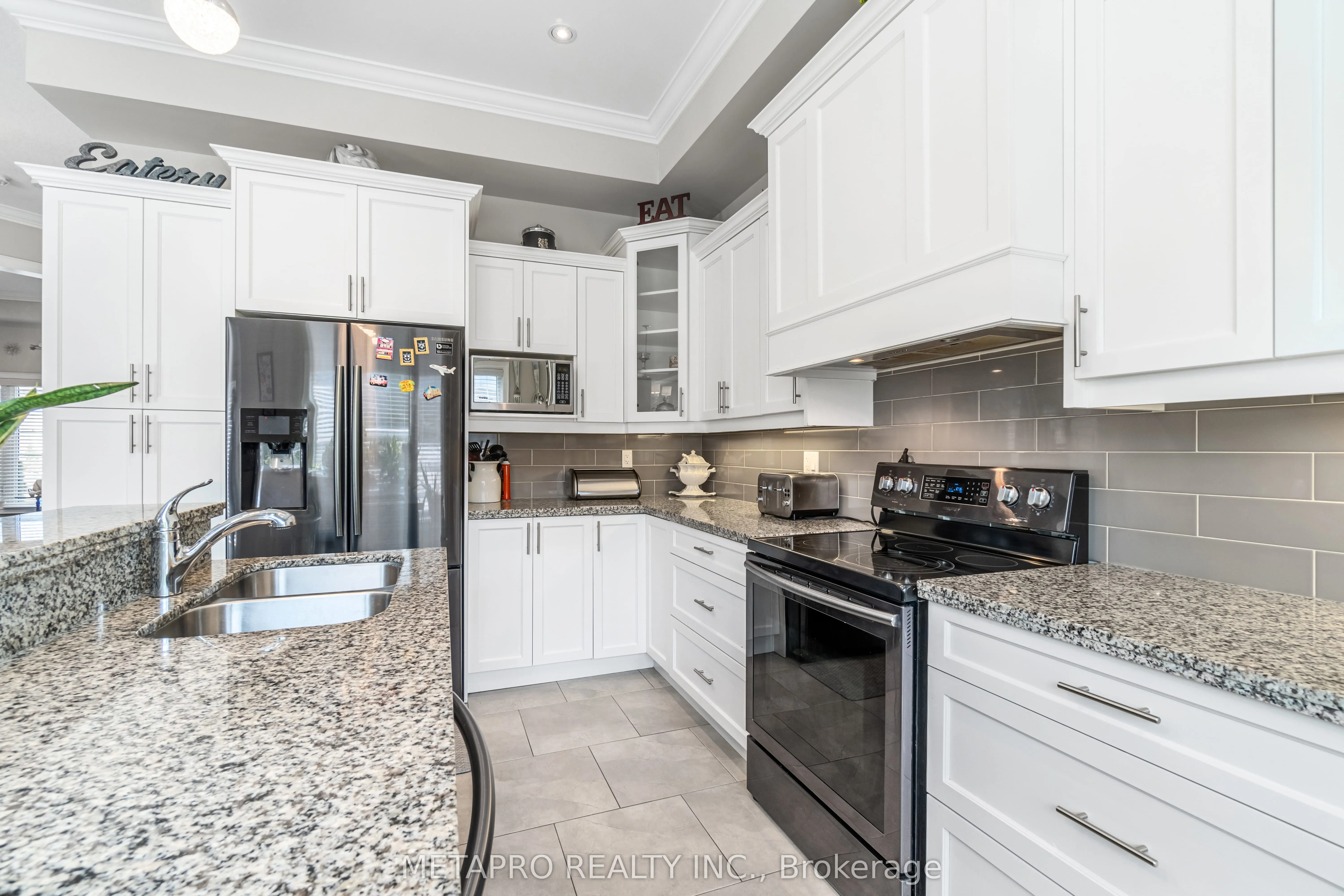 43 Riesling Court