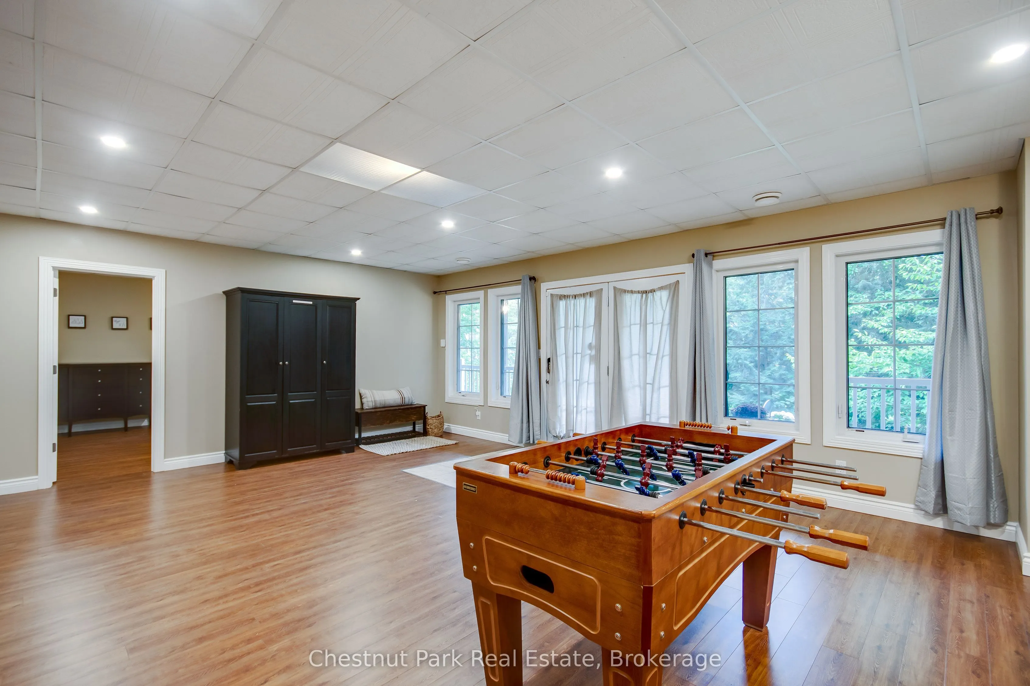 132 WOODLAND Drive