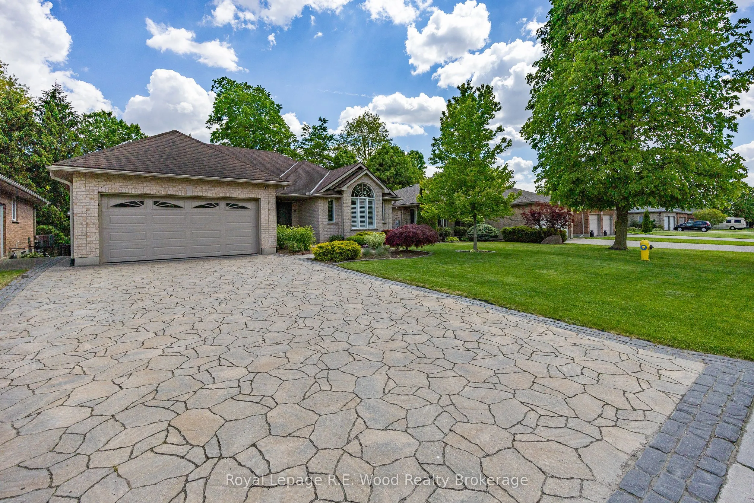 36 Woodland Crescent