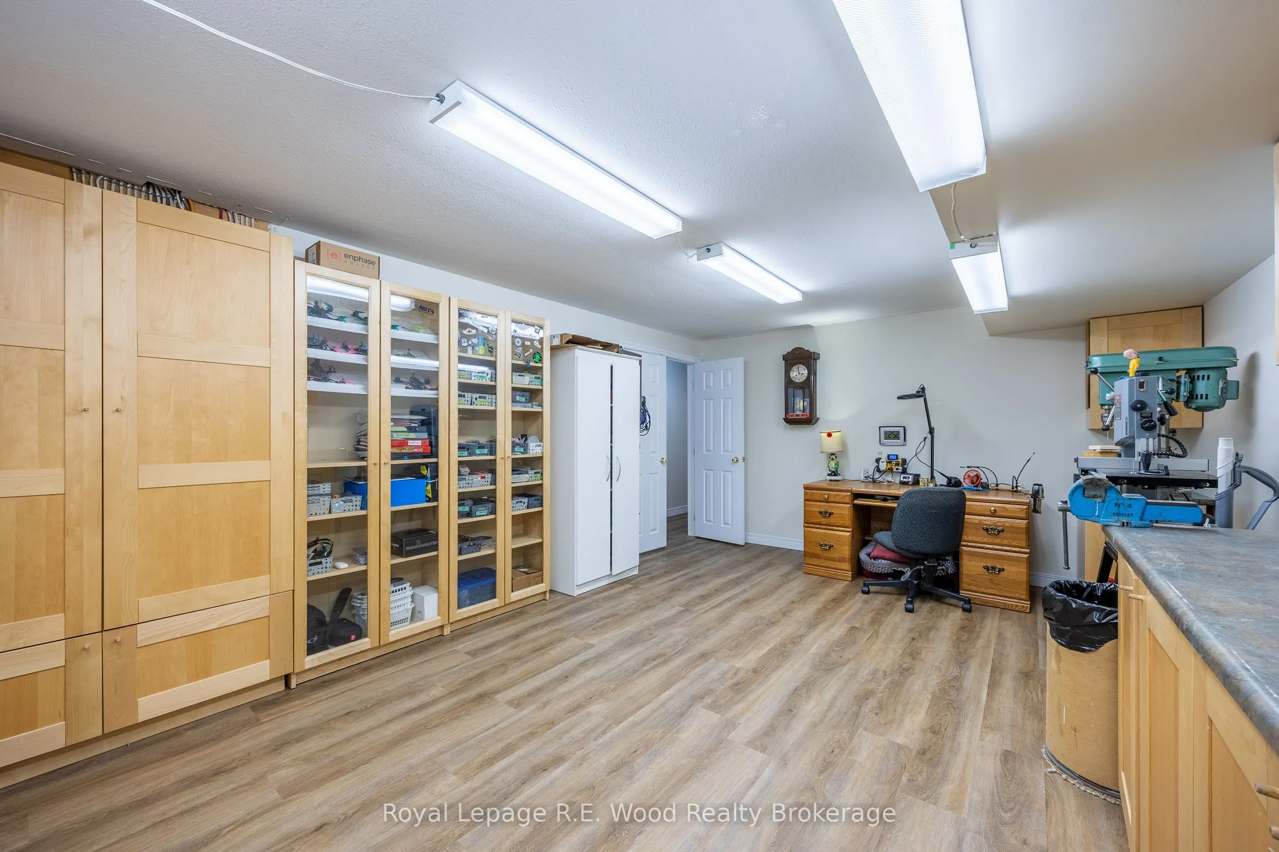 36 Woodland Crescent