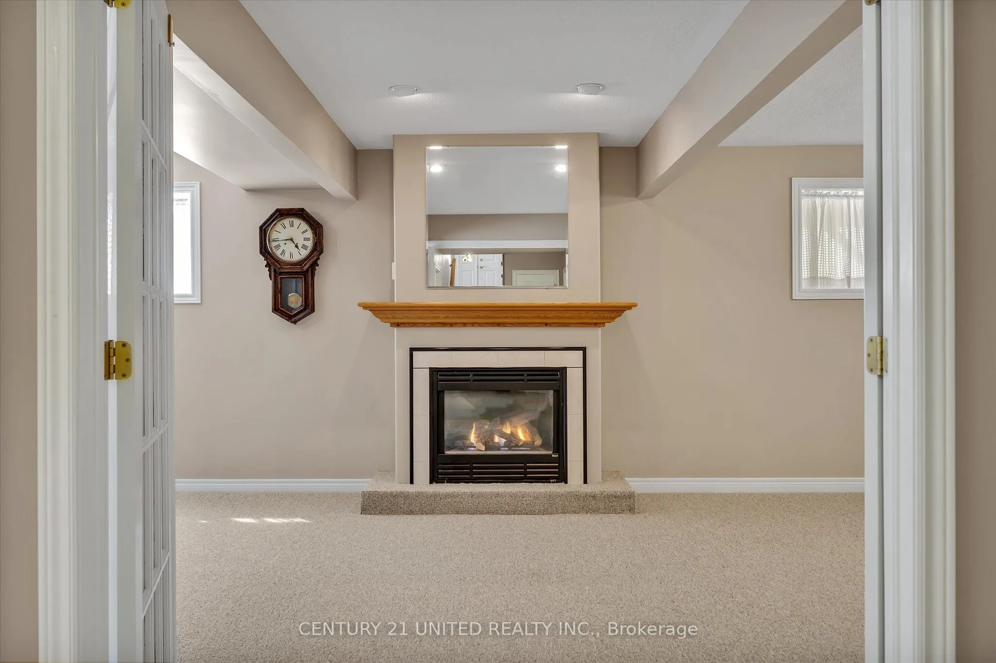 1329 White Crescent