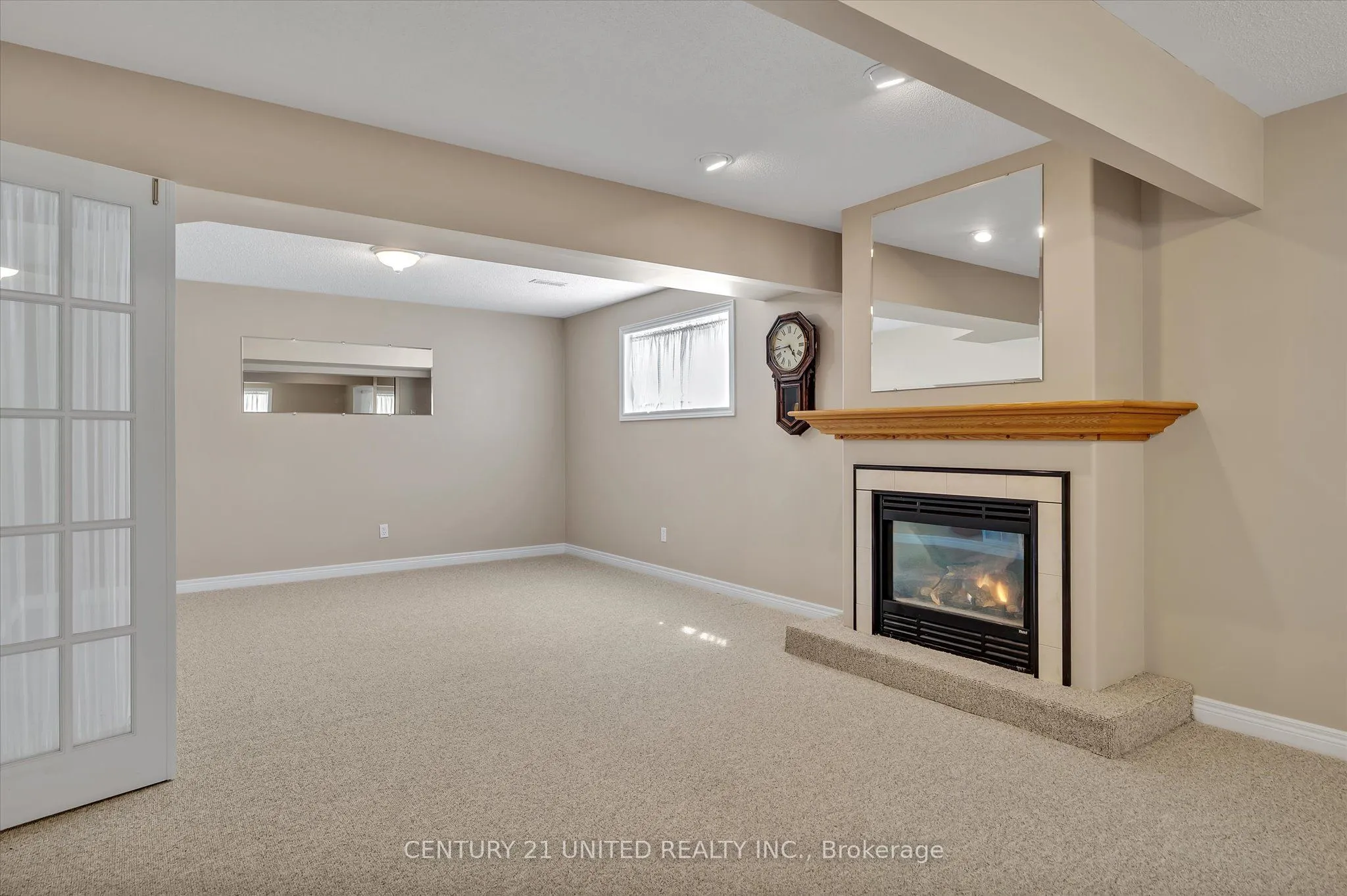 1329 White Crescent