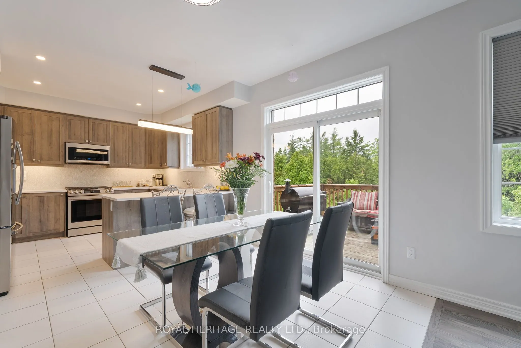2 William Campbell Road