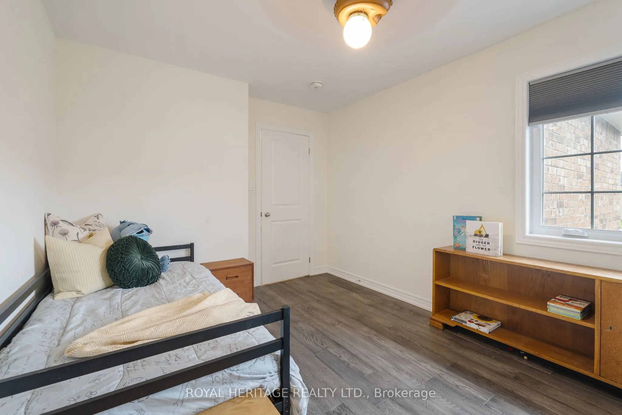 2 William Campbell Road