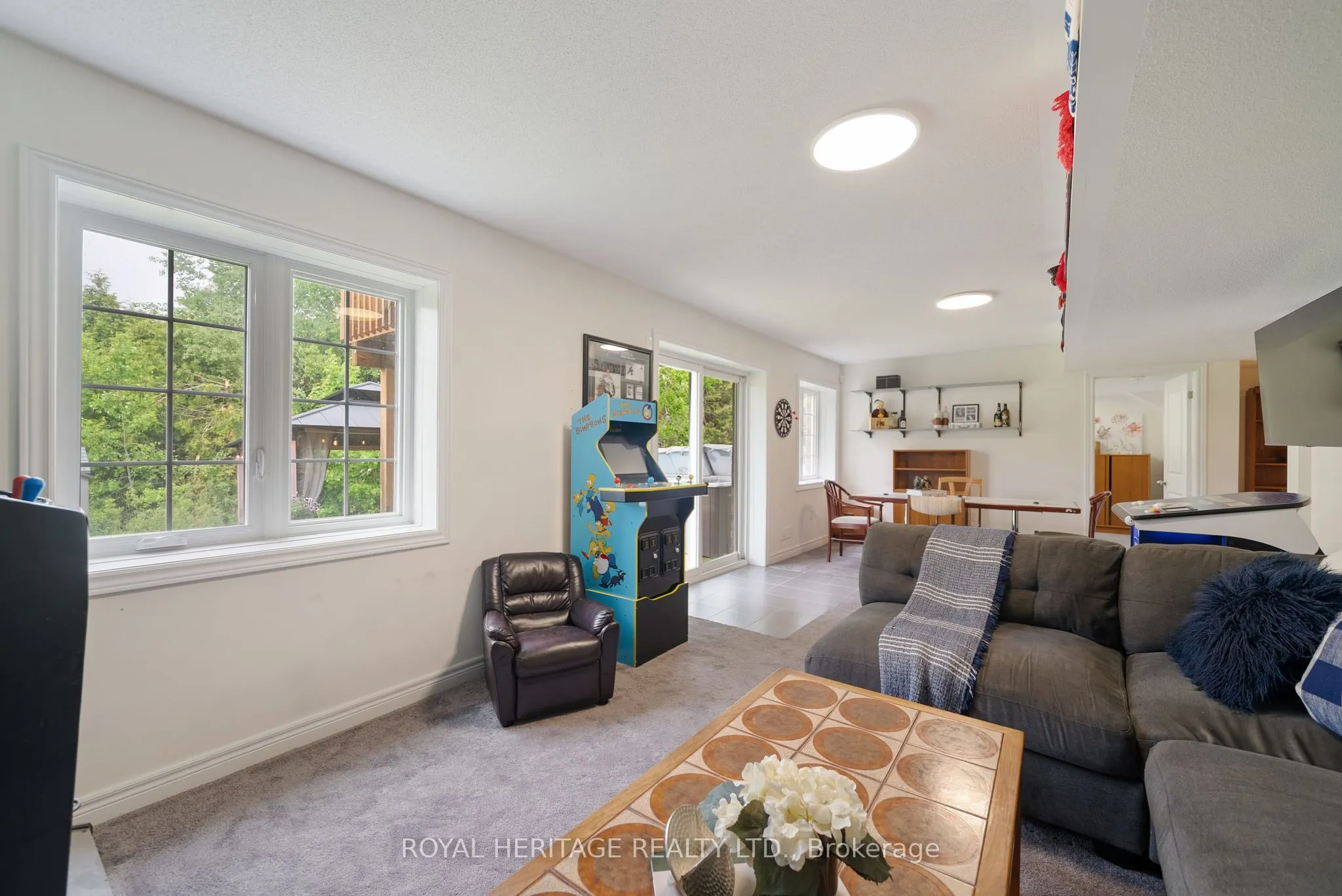 2 William Campbell Road