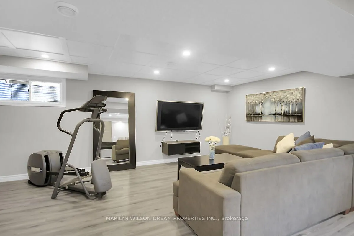 652 Netley Circle
