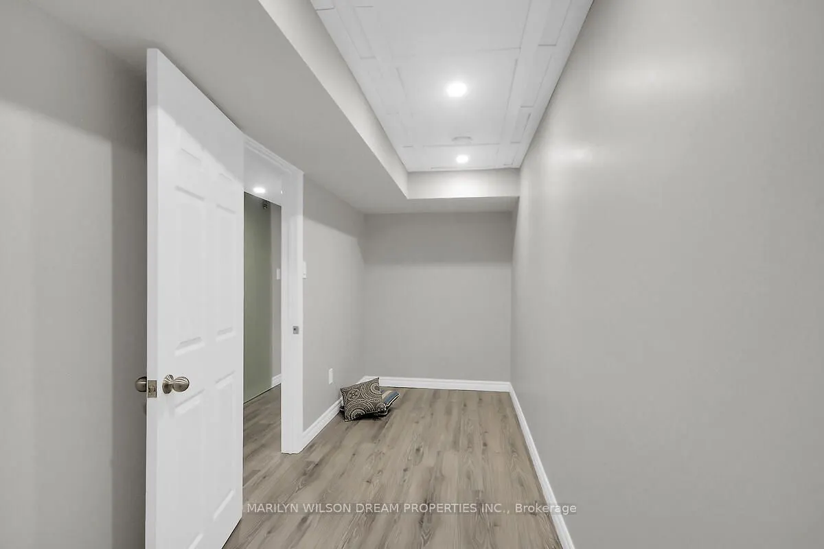 652 Netley Circle