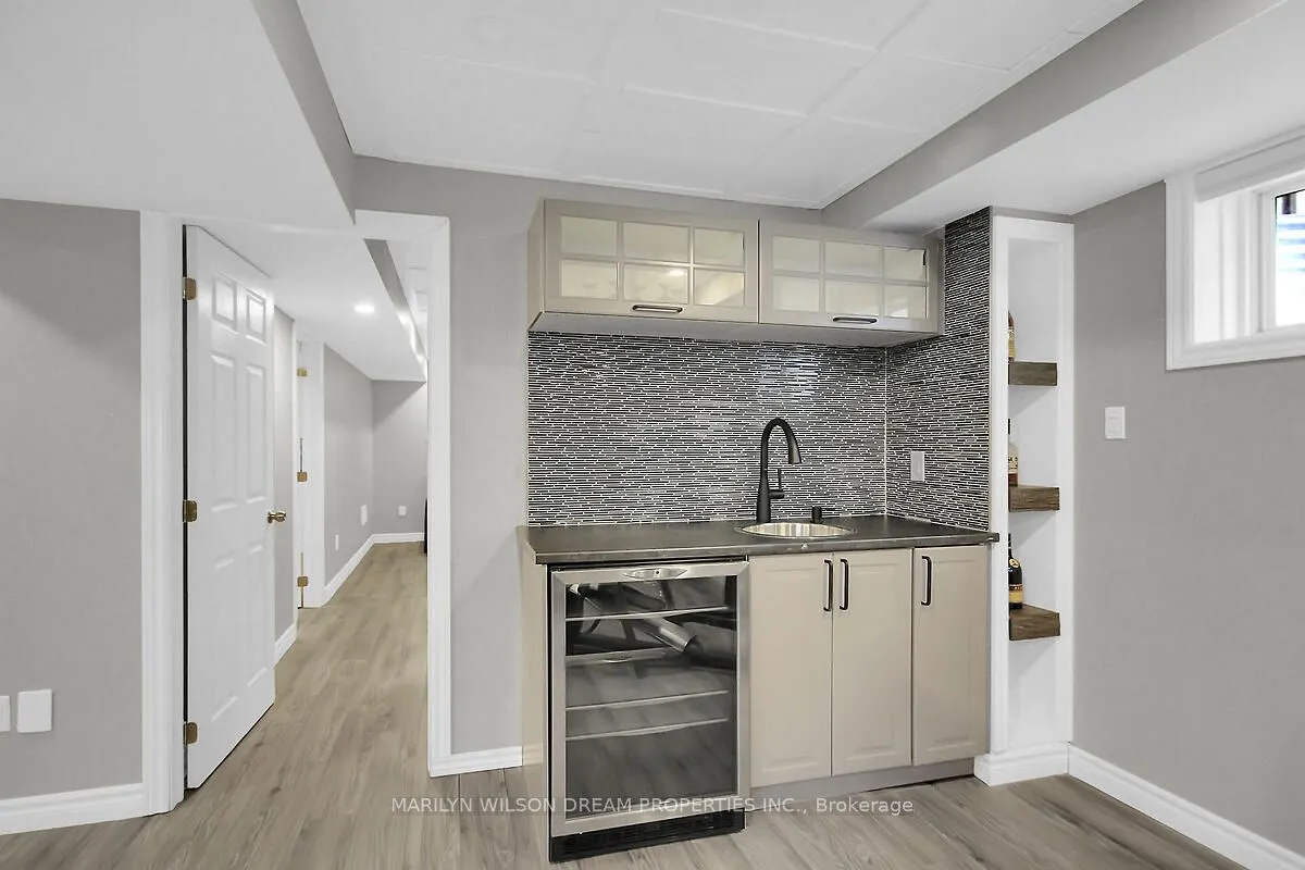 652 Netley Circle