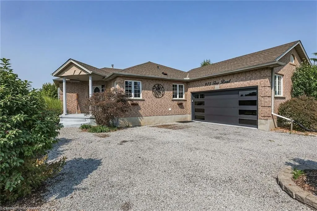 975 Foss Road
