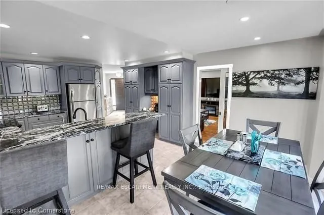 975 Foss Road