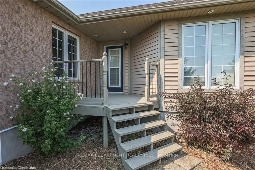 975 Foss Road