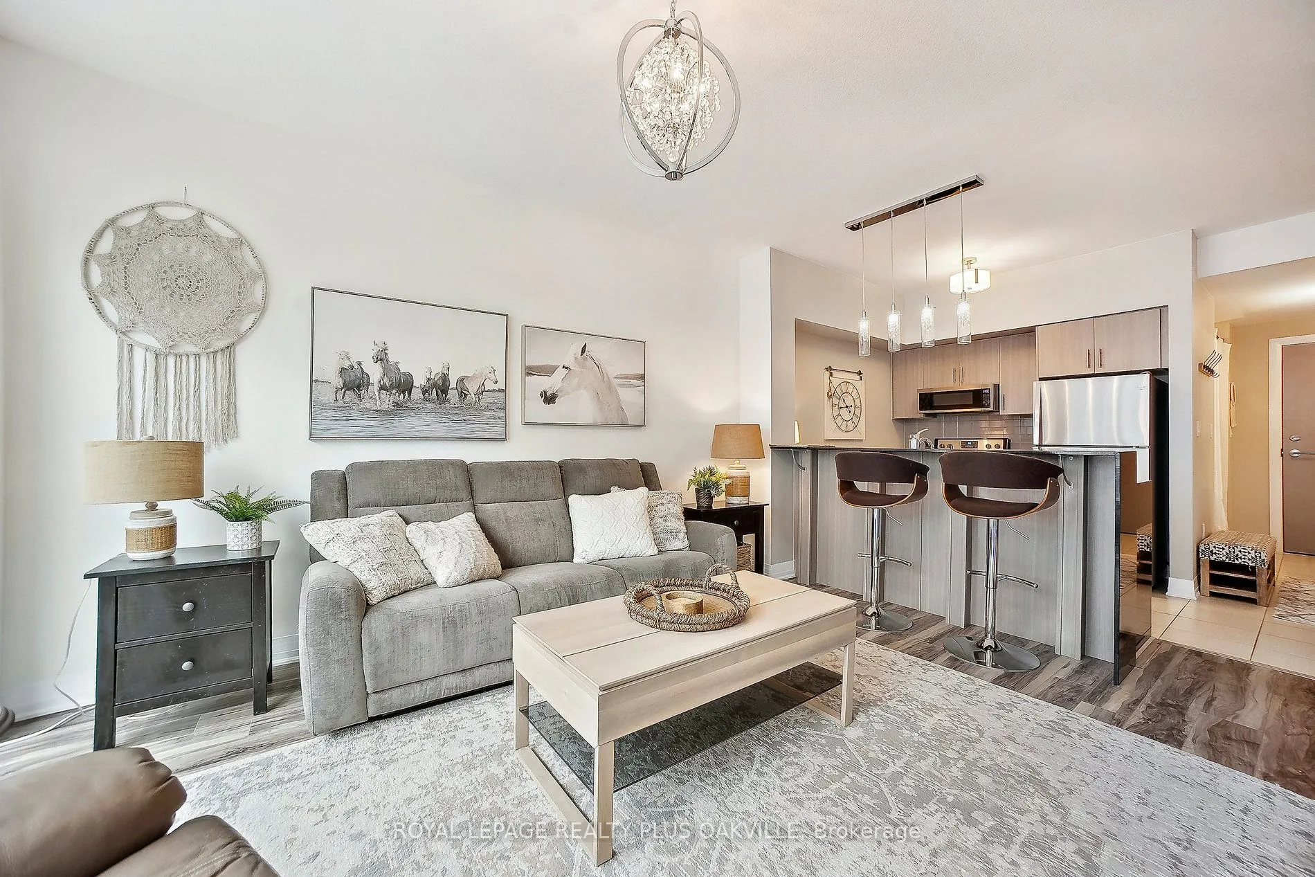 10 Concord Place #412