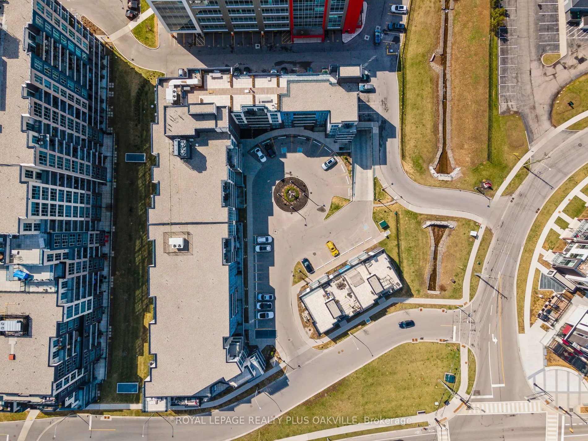 10 Concord Place #412