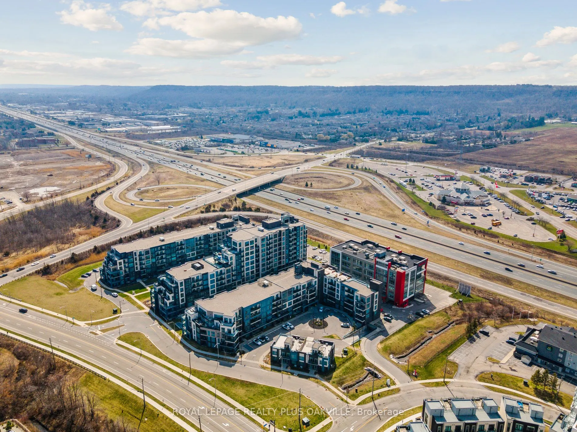 10 Concord Place #412