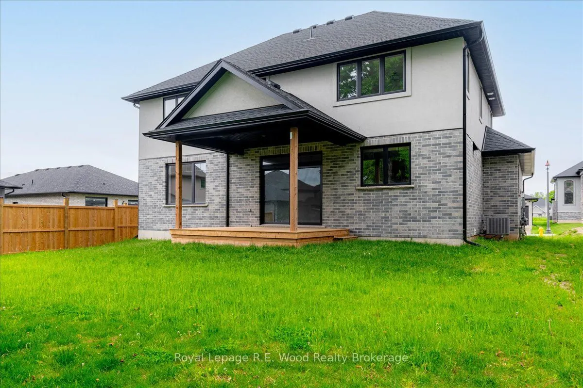 61 Sunview Drive