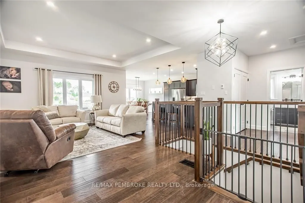 370 Murphy Road