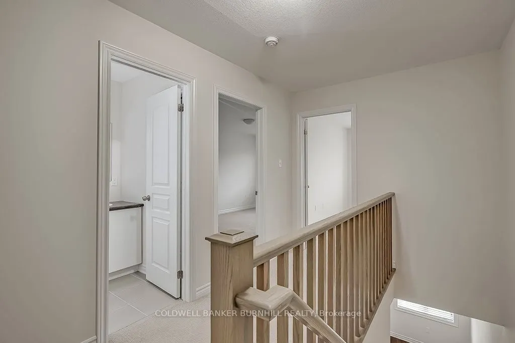 8 Hiscott Drive